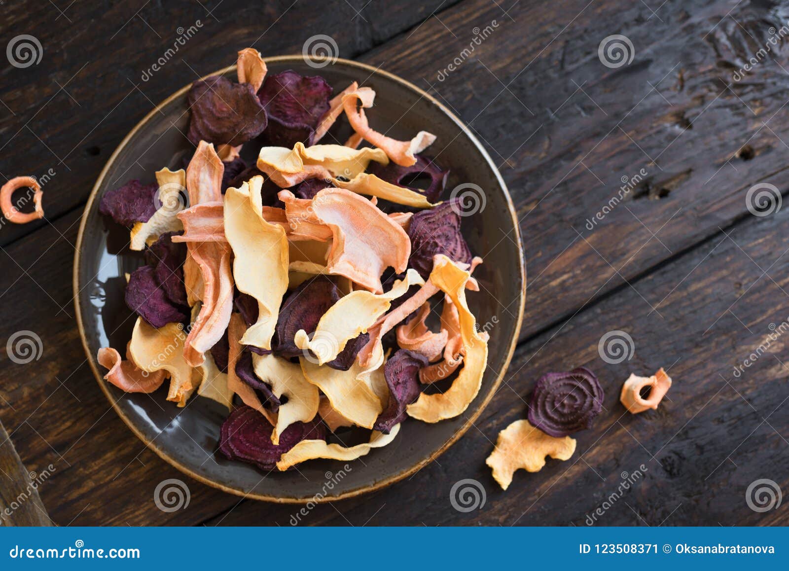 Vegetable dehydrated chips stock image. Image of beetroot 123508371