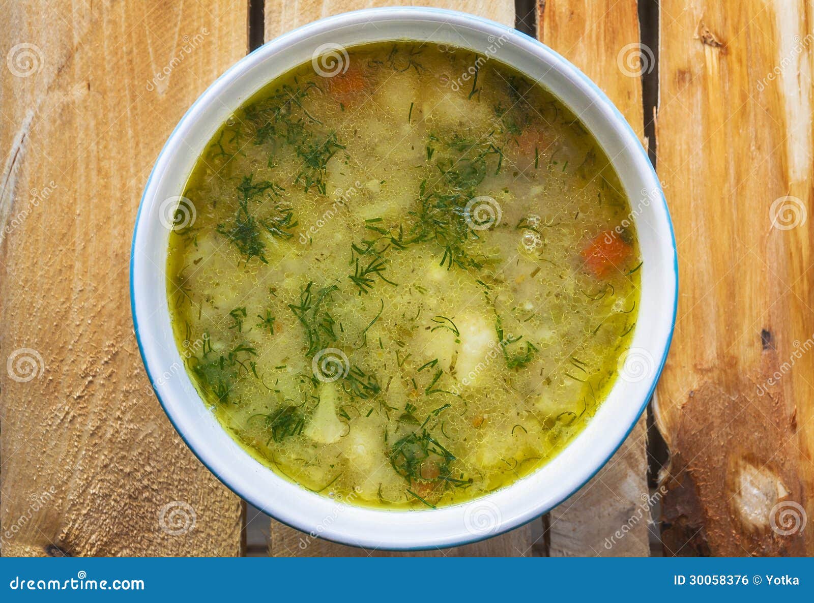 soup vegetable calafior dill wooden