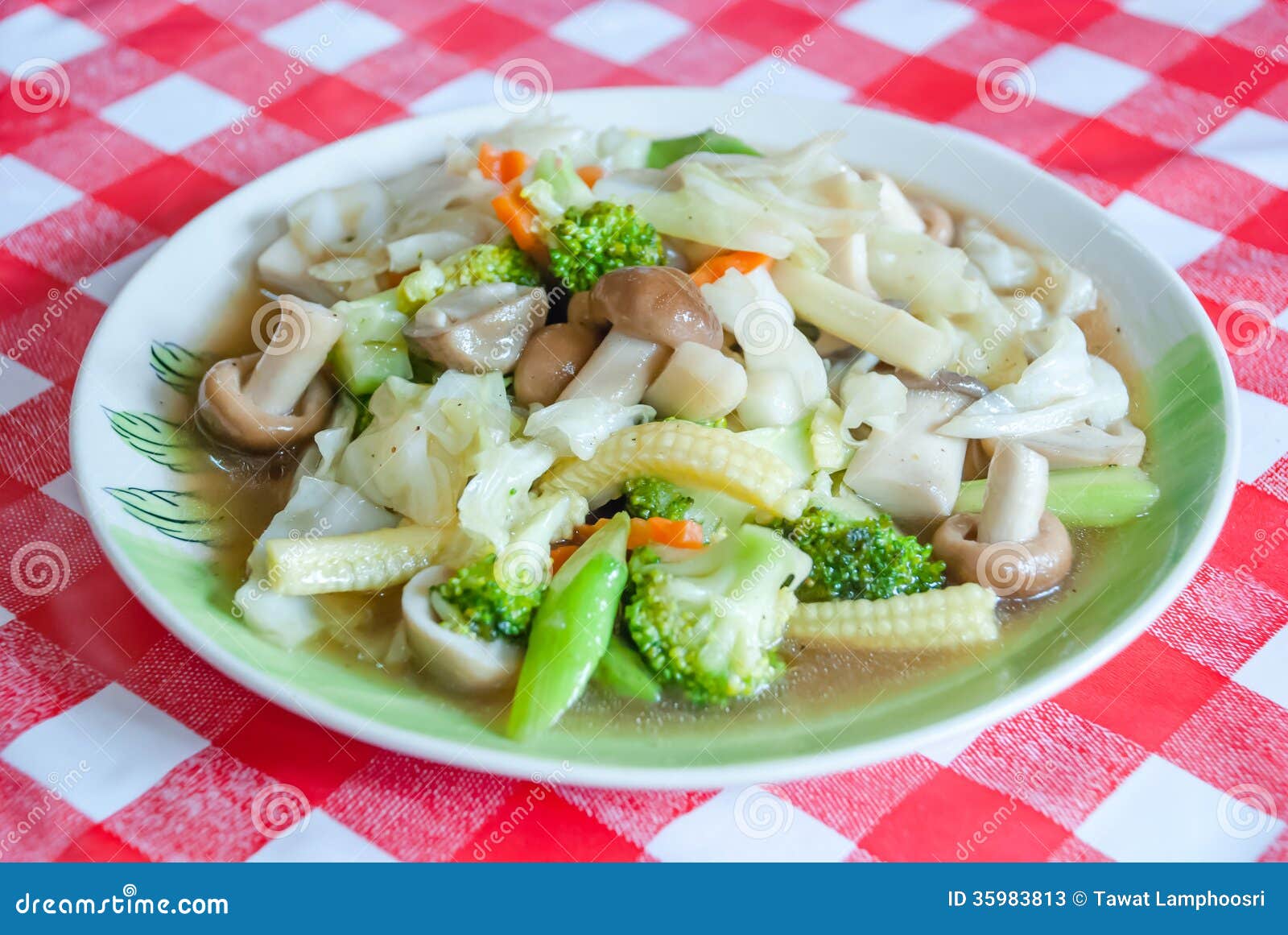 Vegetables in Oyster Sauce stock image. Image of food 35983813