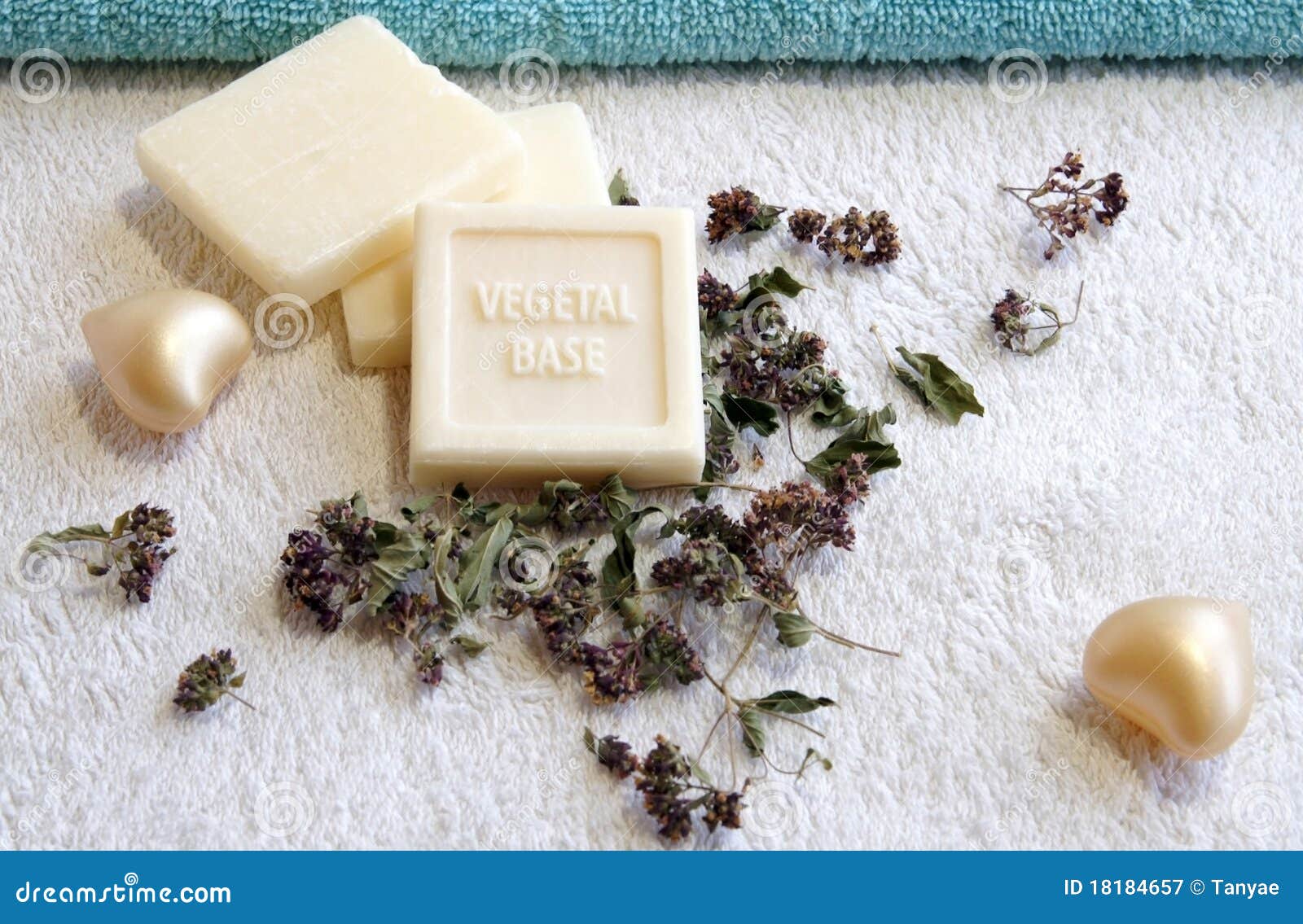vegetal base soap for bath with herbs