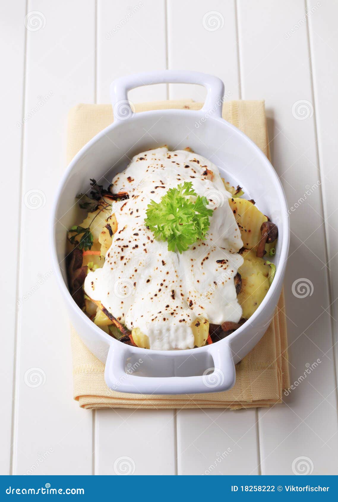 Vegetarian potato dish stock photo. Image of porcelain - 18258222