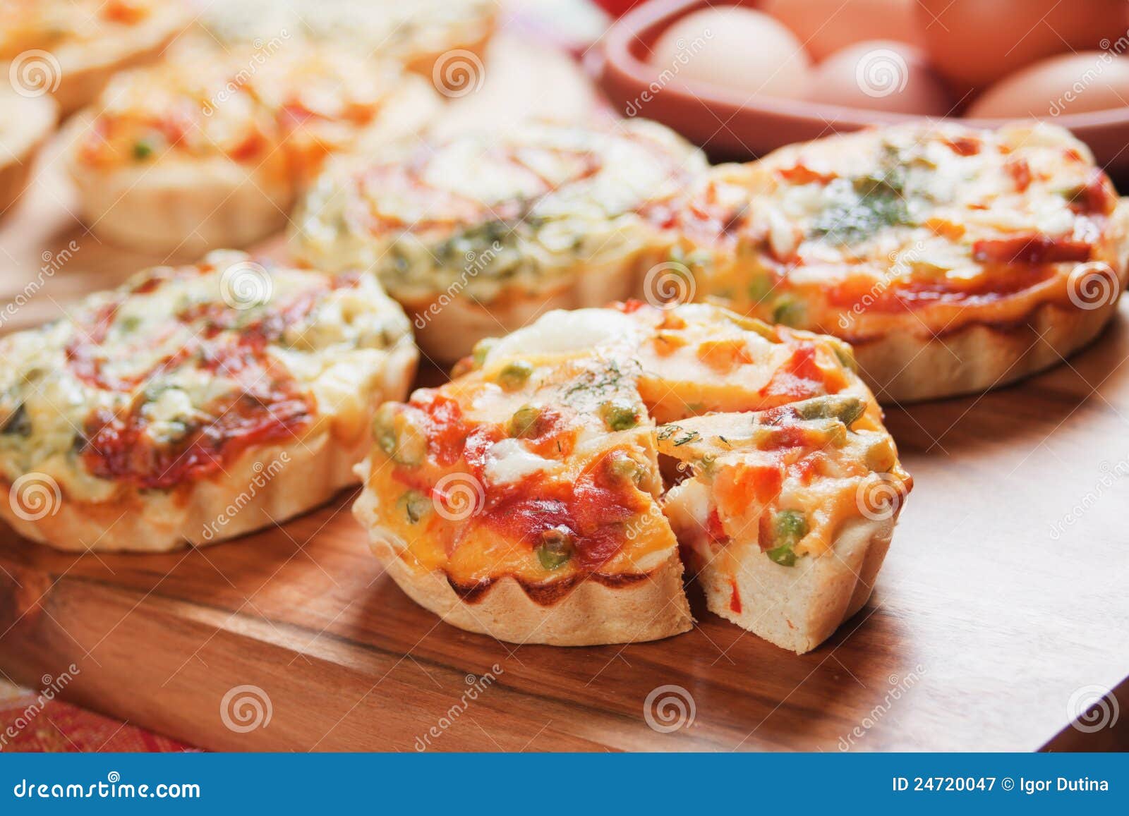 Vegetarian Quiche Lorraine stock image. Image of lorraine 24720047