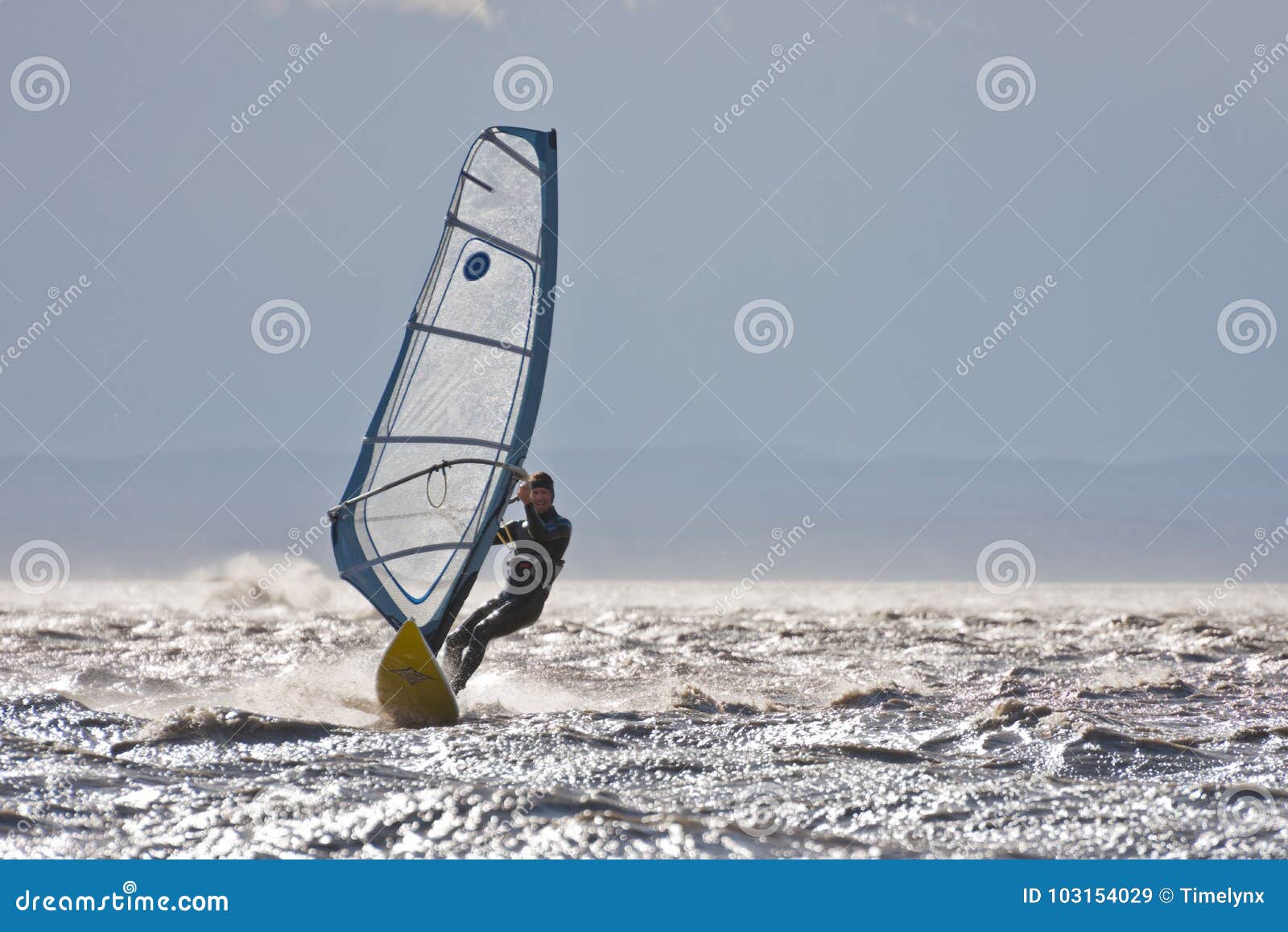 Velocidad del windsurf imagen de archivo editorial. Imagen de