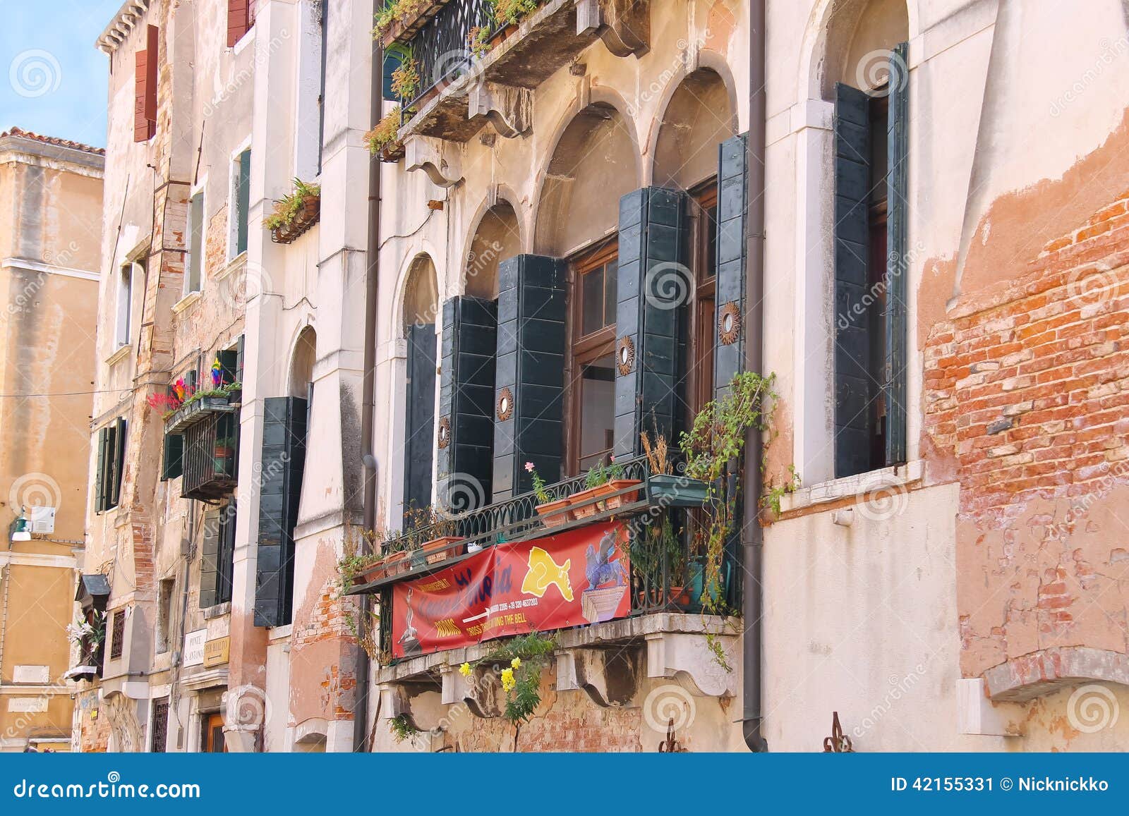 A Venice Fish Hostel in Venice, Italy Editorial Photo - Image of flag,  balcony: 42155331, image size:1600x1157