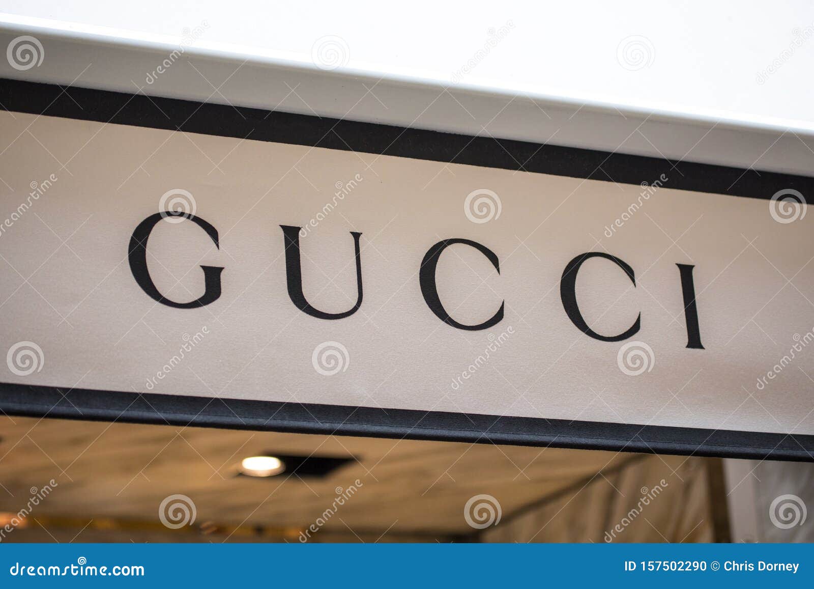 Gucci Store in Venice editorial image. Image of front - 157502290