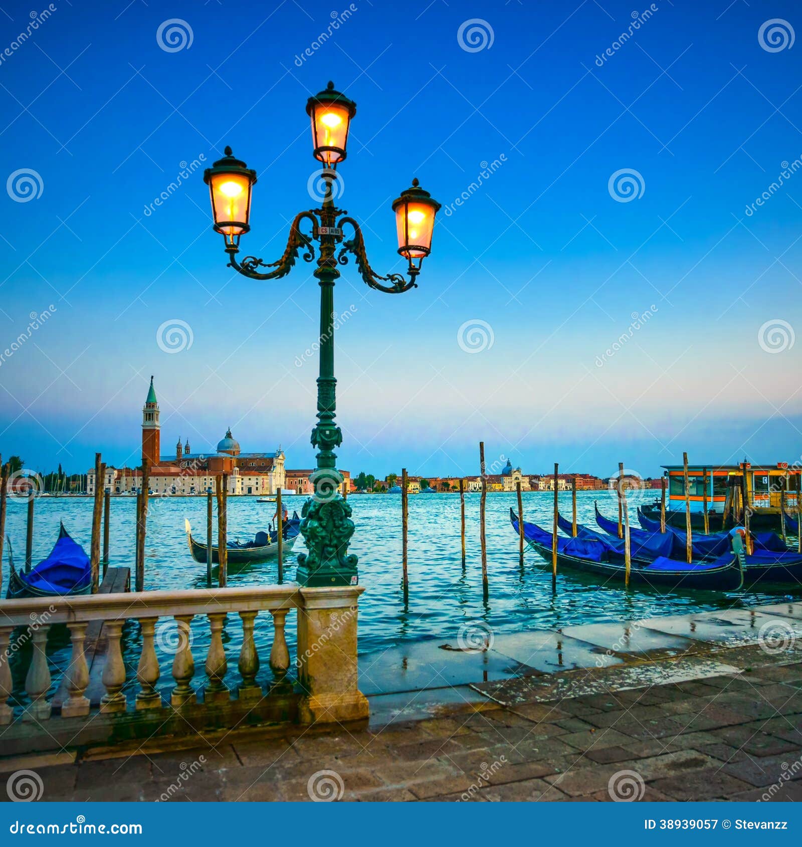 Venice, Street Lamp And Gondolas On Sunset. Italy Stock ...