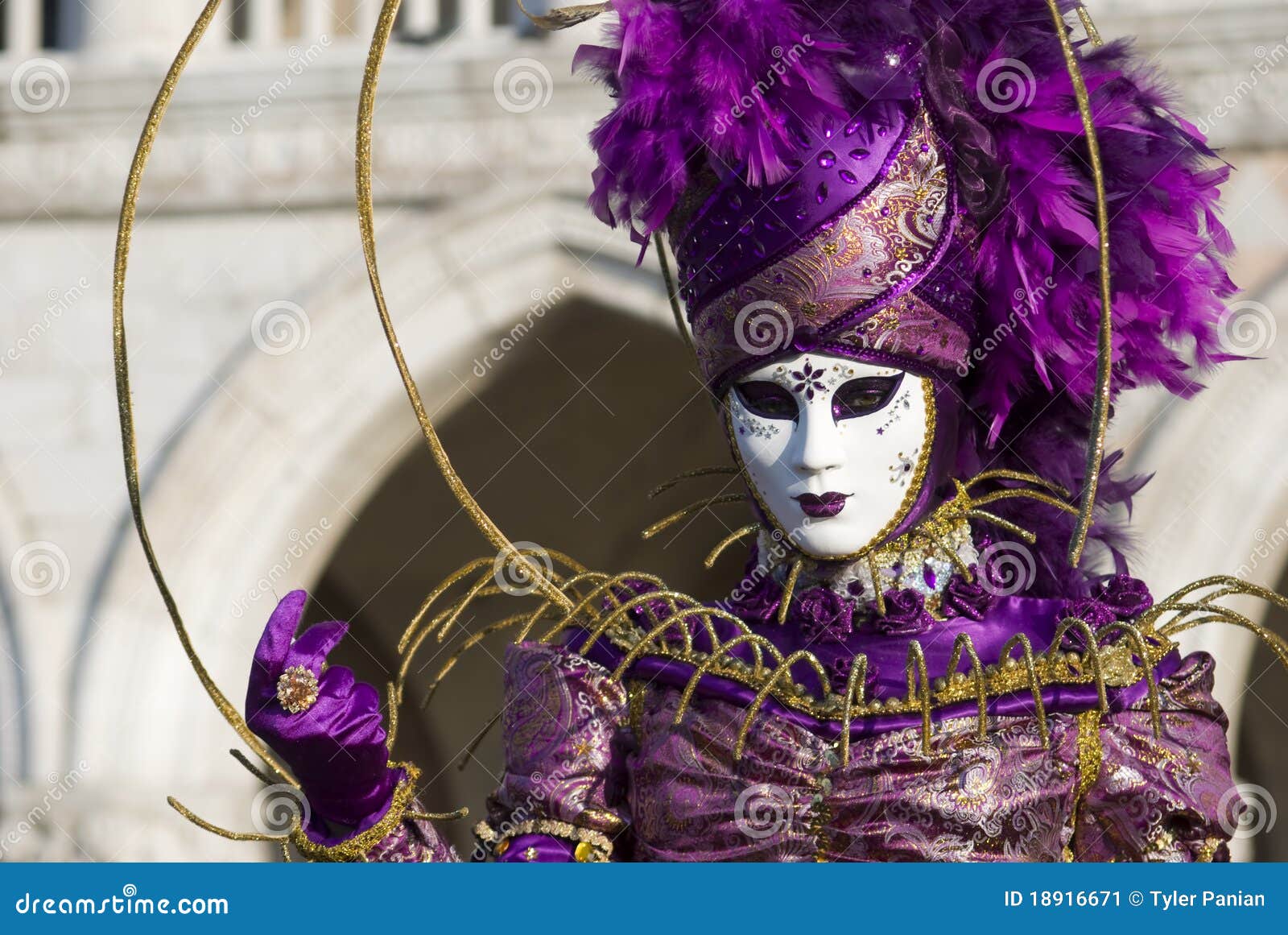 Venitian Mask editorial photo. Image of female, fashion - 18916671
