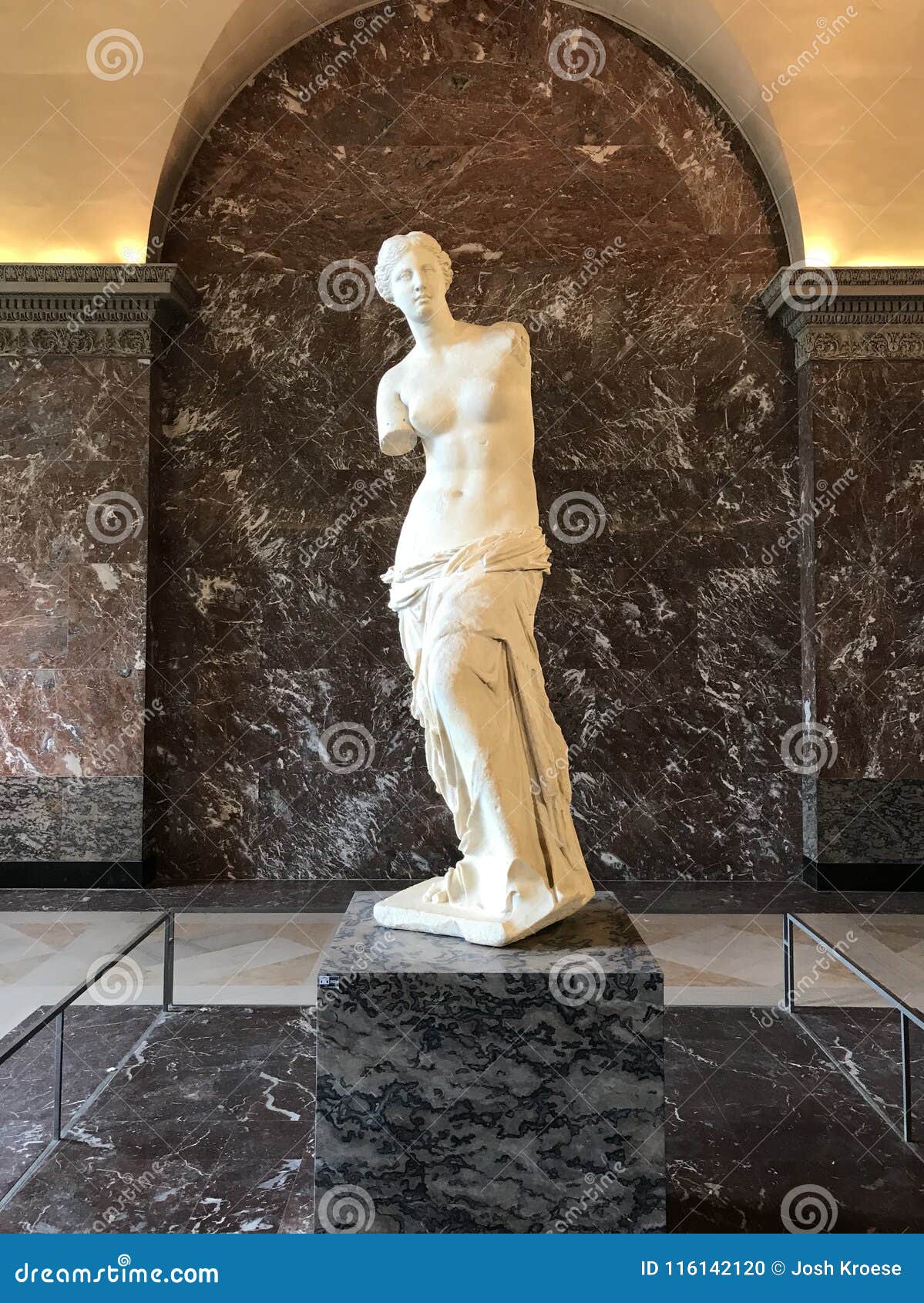 Venus De Milo Dans Le Louvre Image éditorial Image du vénus, musée 116142120