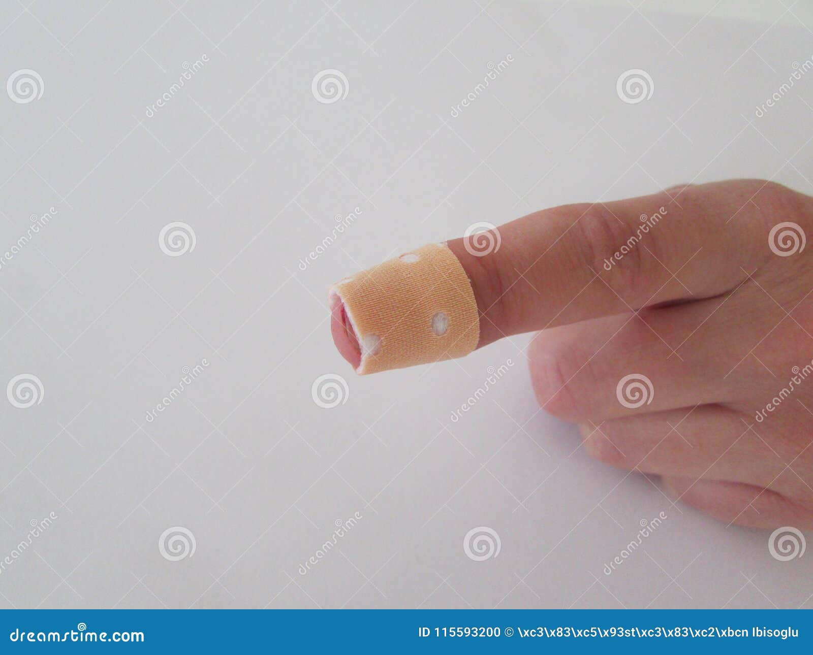 Verband Auf Fingerspitze Schneiden Sie Fingerband Fingerverband Stockfoto -...