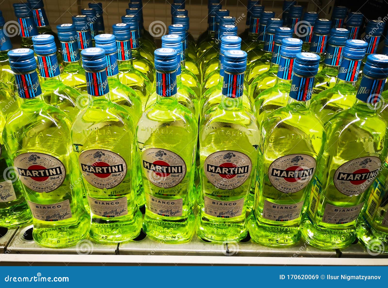 Vermouth Martini Bianco in Glass Bottle Put Up for Sale in Metro Hypermarket on January 20, 2020 in Russia, Kazan, Editorial Stock Image - Image asti, drink: 170620069