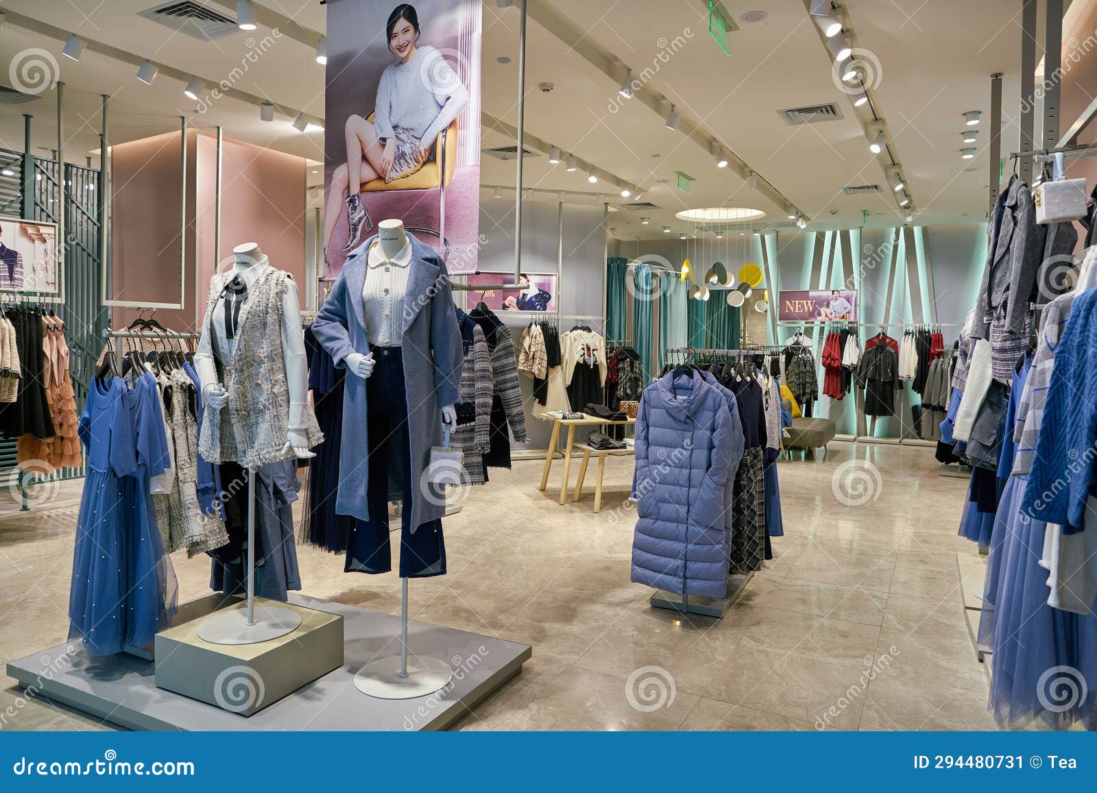 Vero moda hi-res stock photography and images - Alamy