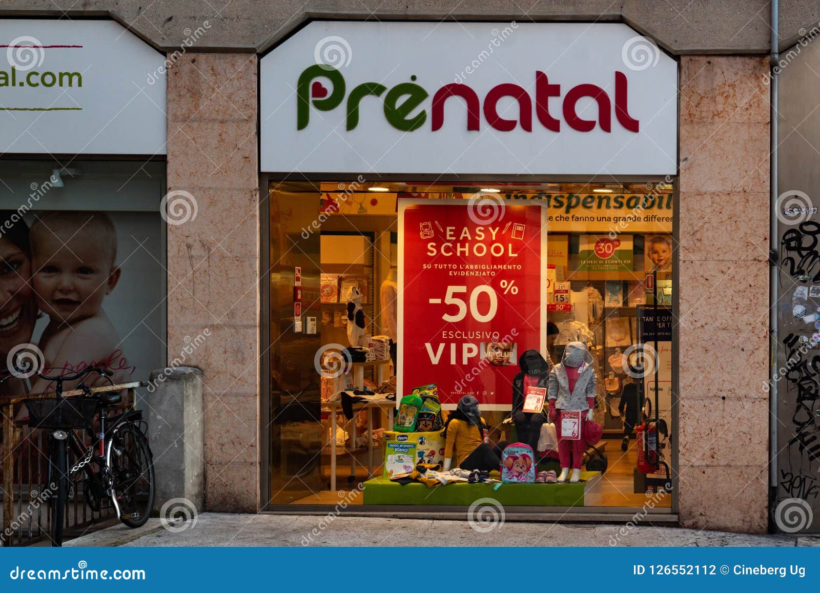 Prenatal store editorial photography. Image of commerce - 126552112
