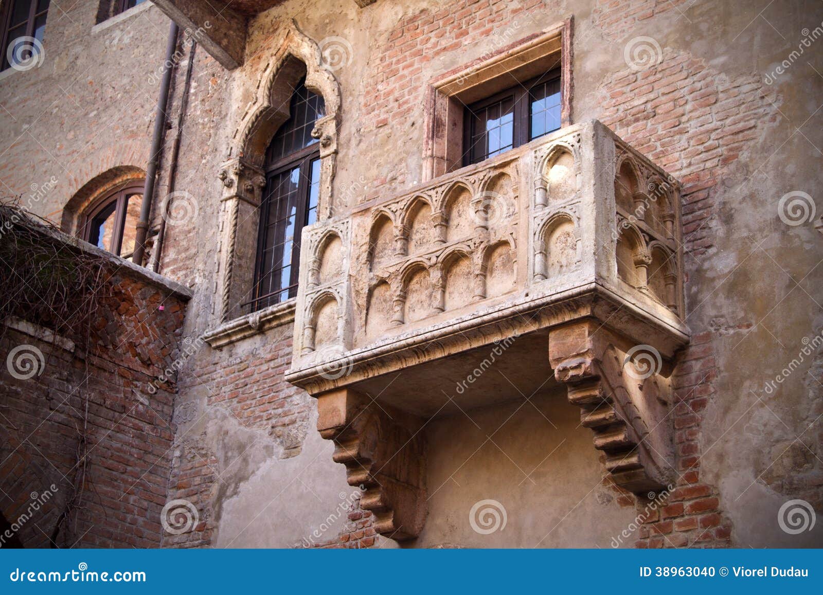 verona, romeo and juliet balcony