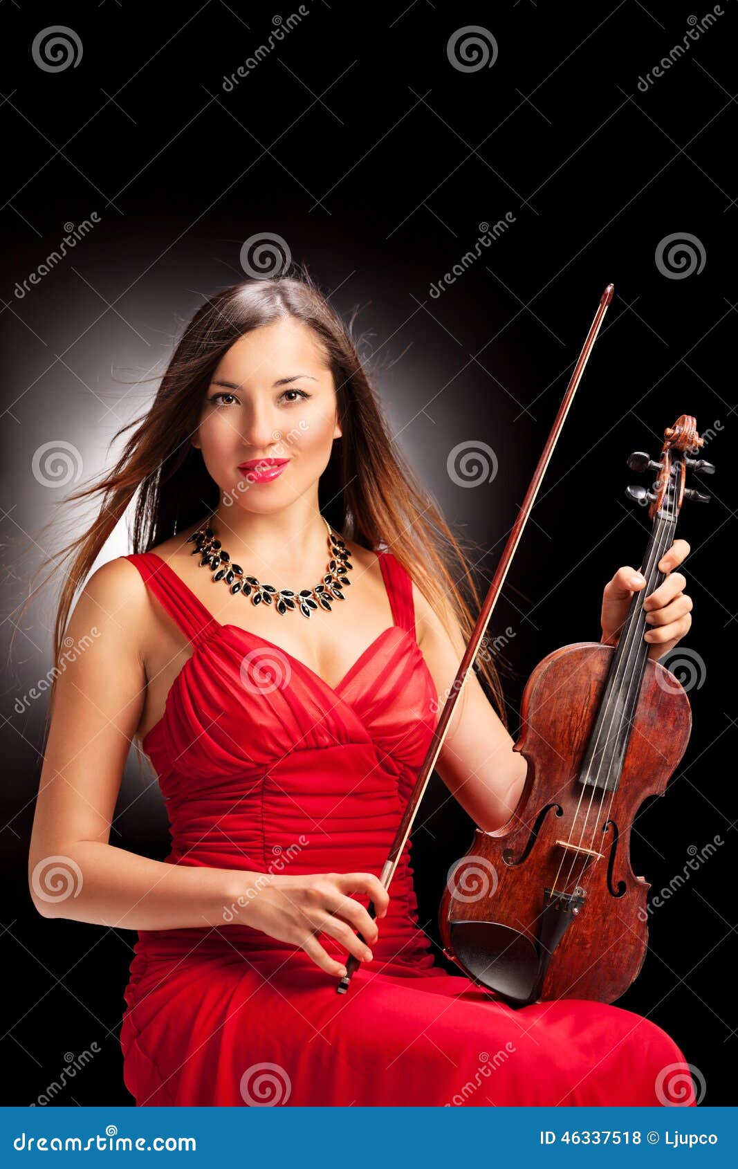 Vertical Shot of a Female Violinist Posing Stock Photo Image of instrument, lifestyle 46337518