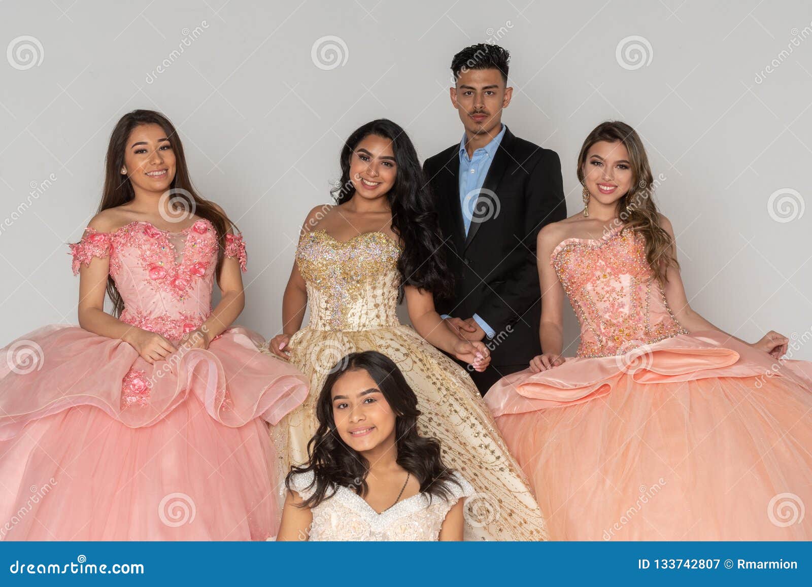 vestidos de adolescêntes