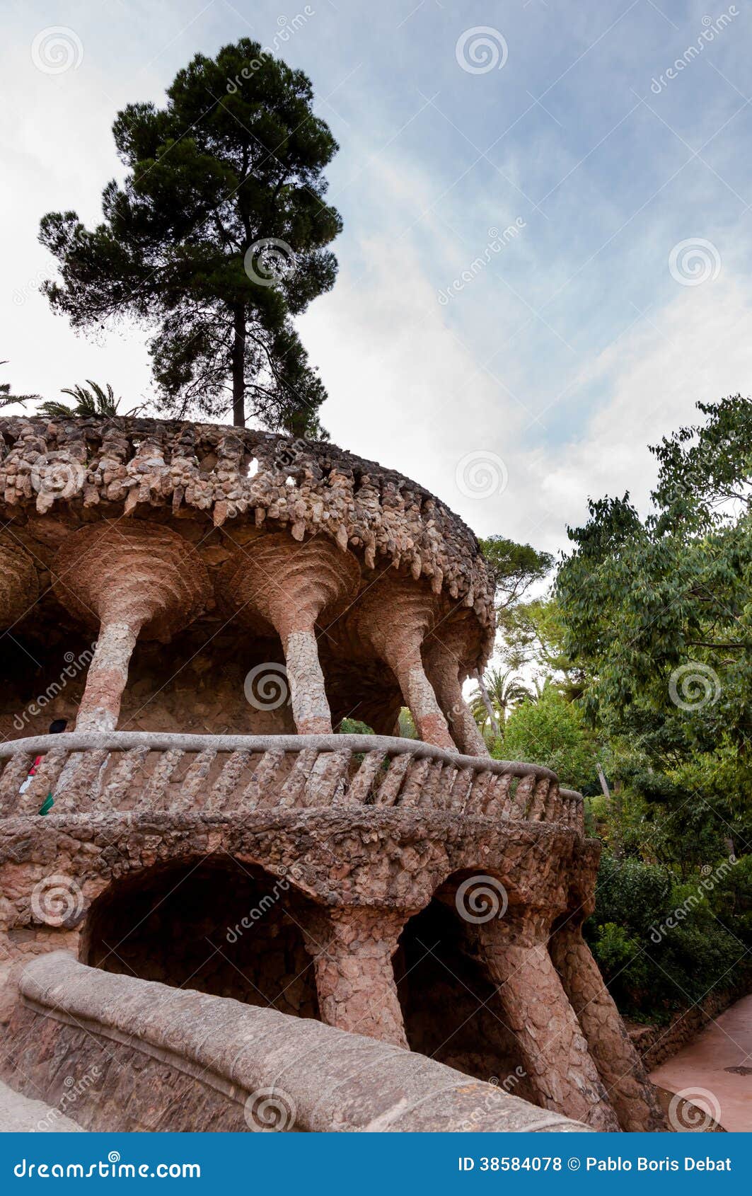 viaducto and tree in park guell at barcelona
