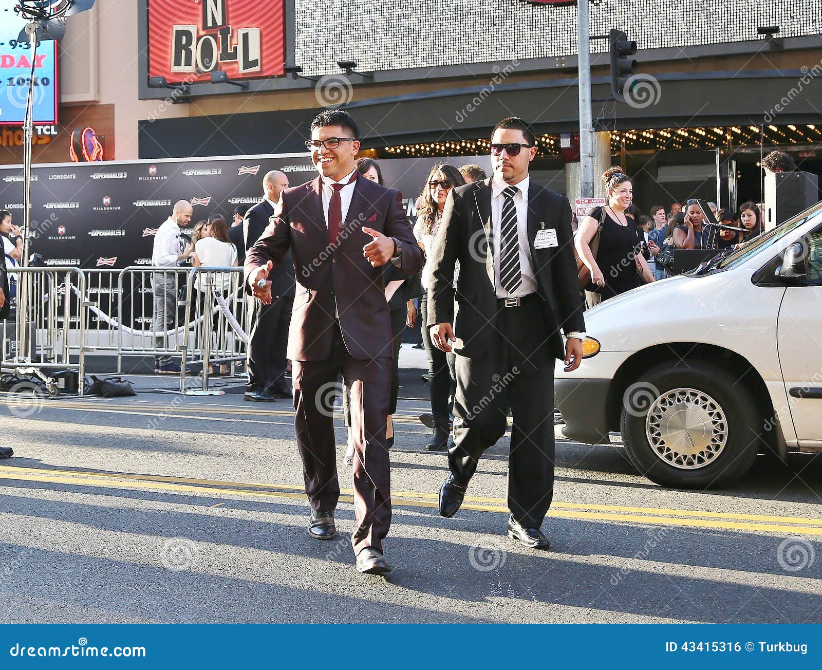 Victor Ortiz editorial photo. Image of golden, expendables - 43415316, image size:1600x1304