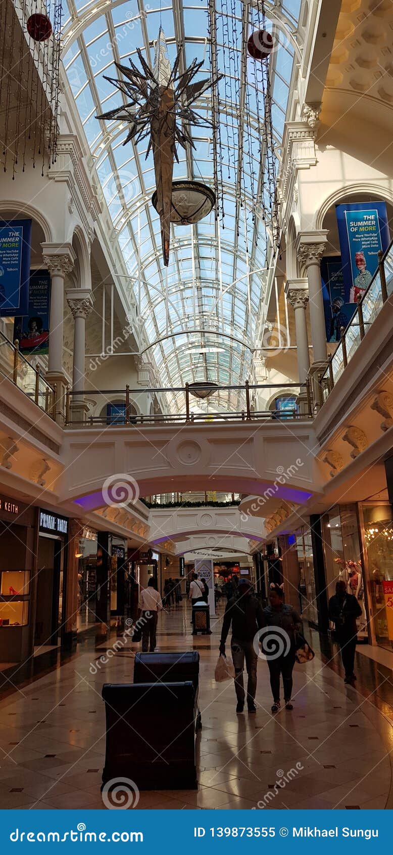 Victoria Mall editorial image. Image of town, victoria 139873555