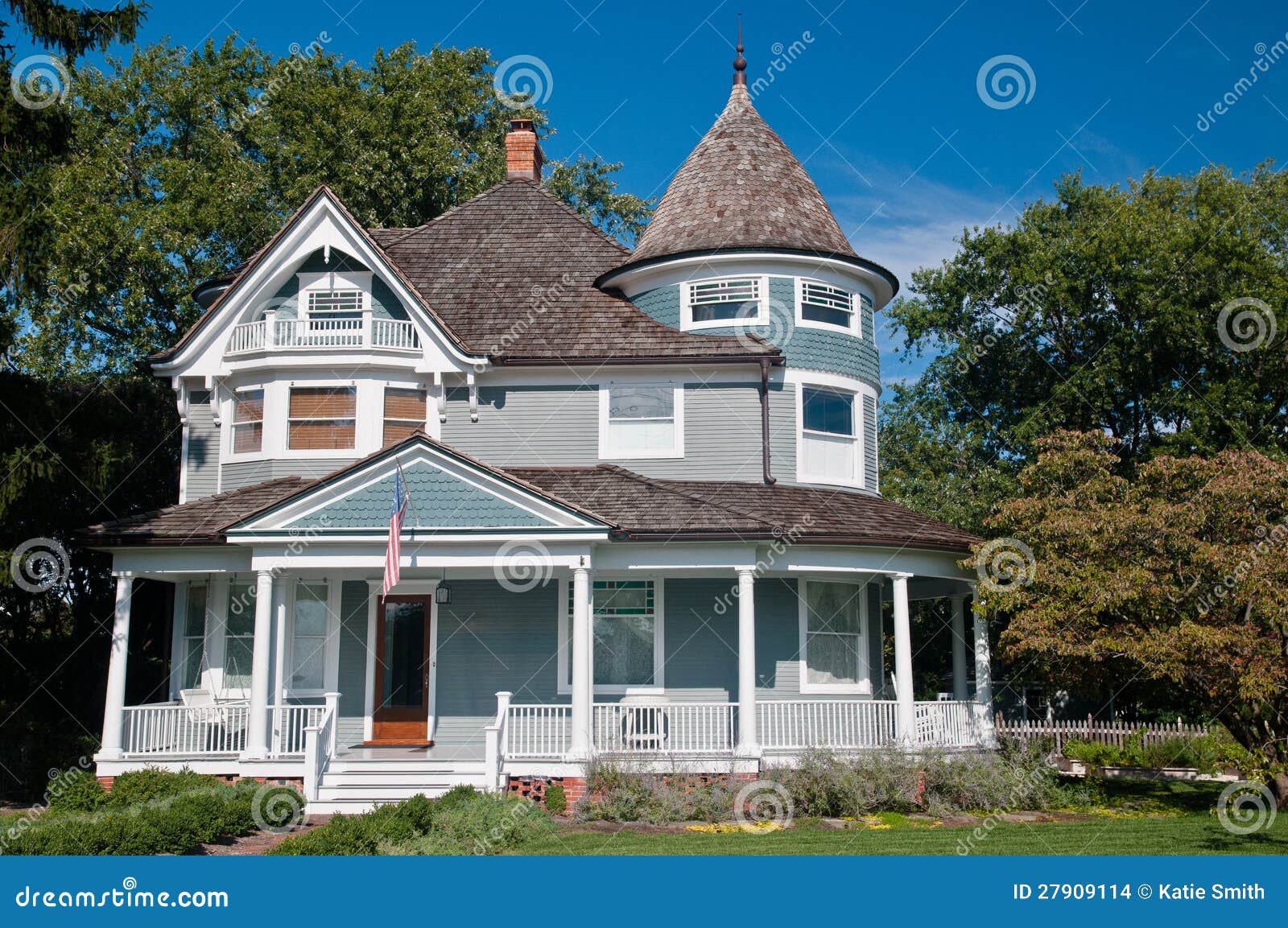 Victorian House stock photo. Image of structure, house 27909114