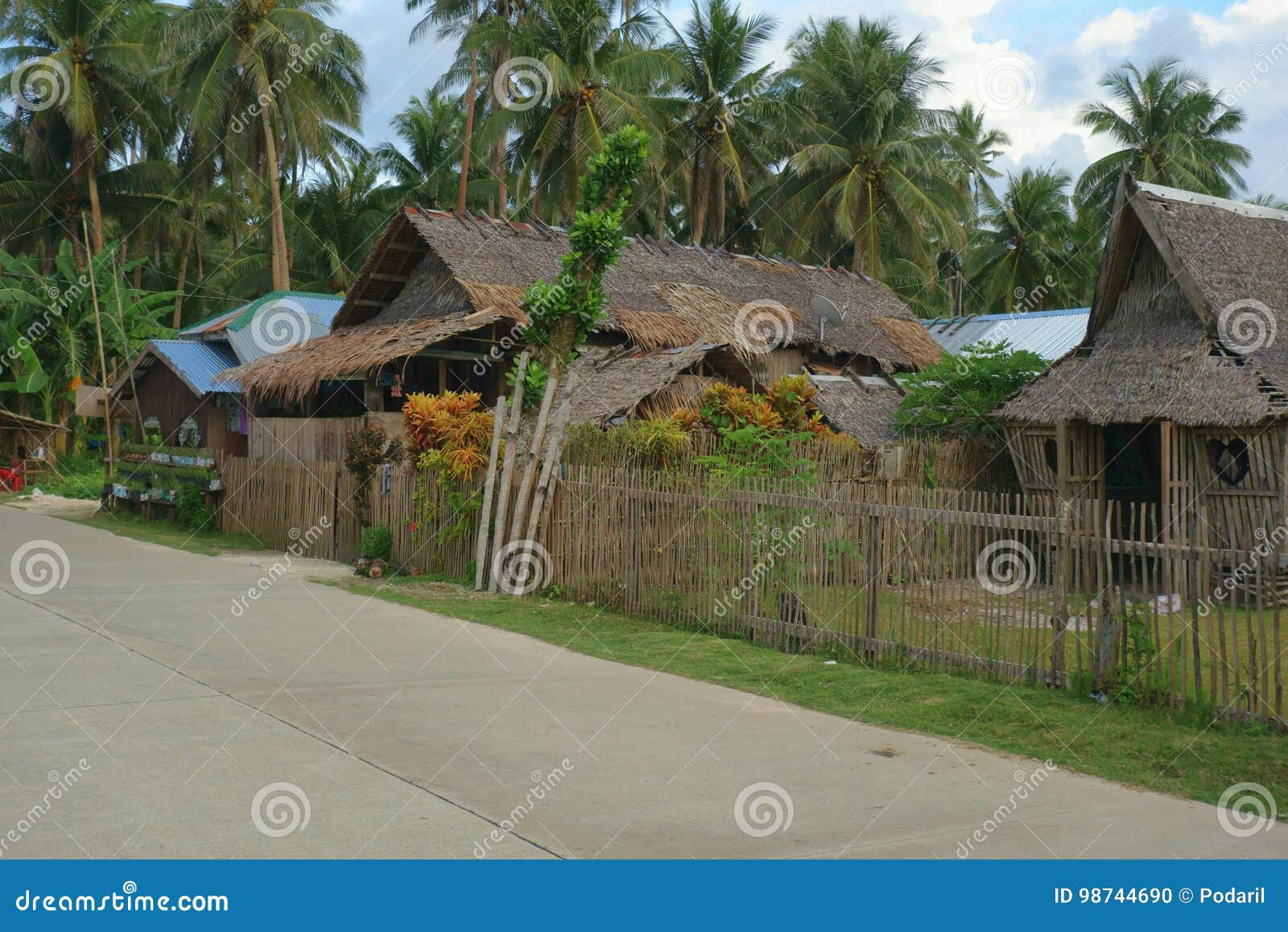 Vida en el campo filipino imagen editorial. Imagen de original 98744690