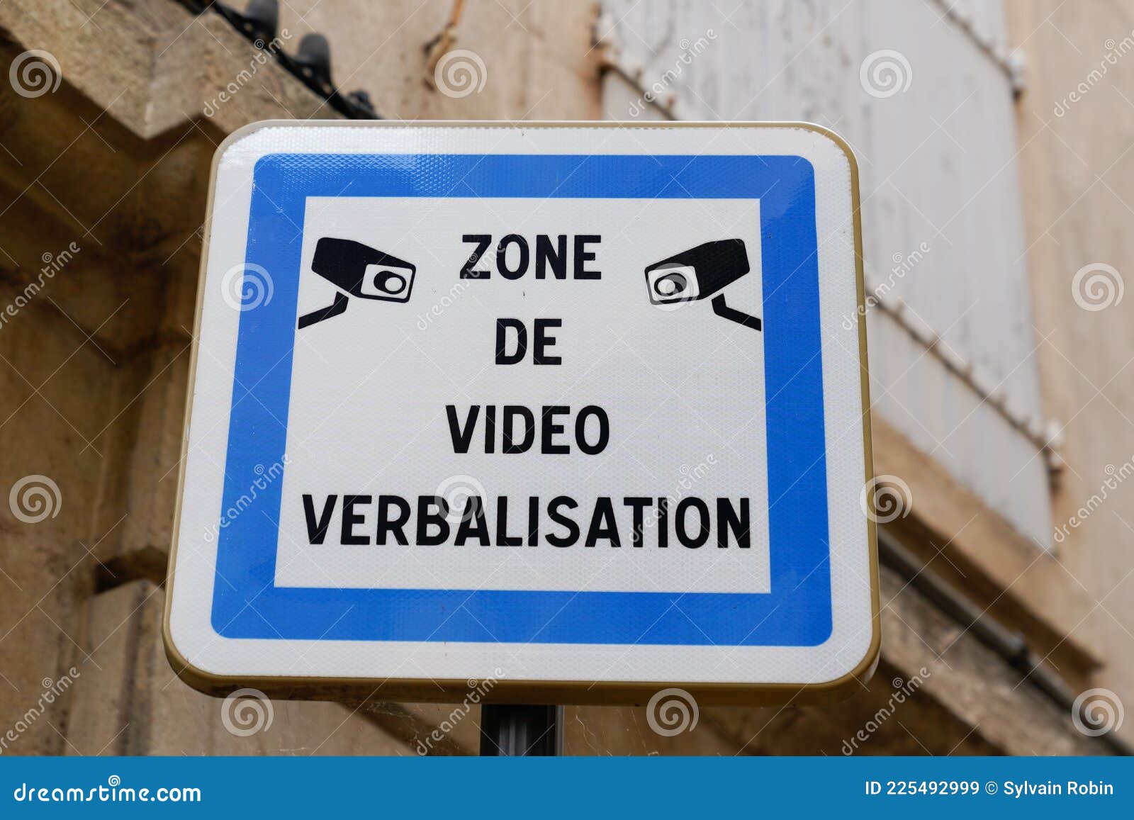 video area panel verbalizing text sign means in french zone de video verbalisation