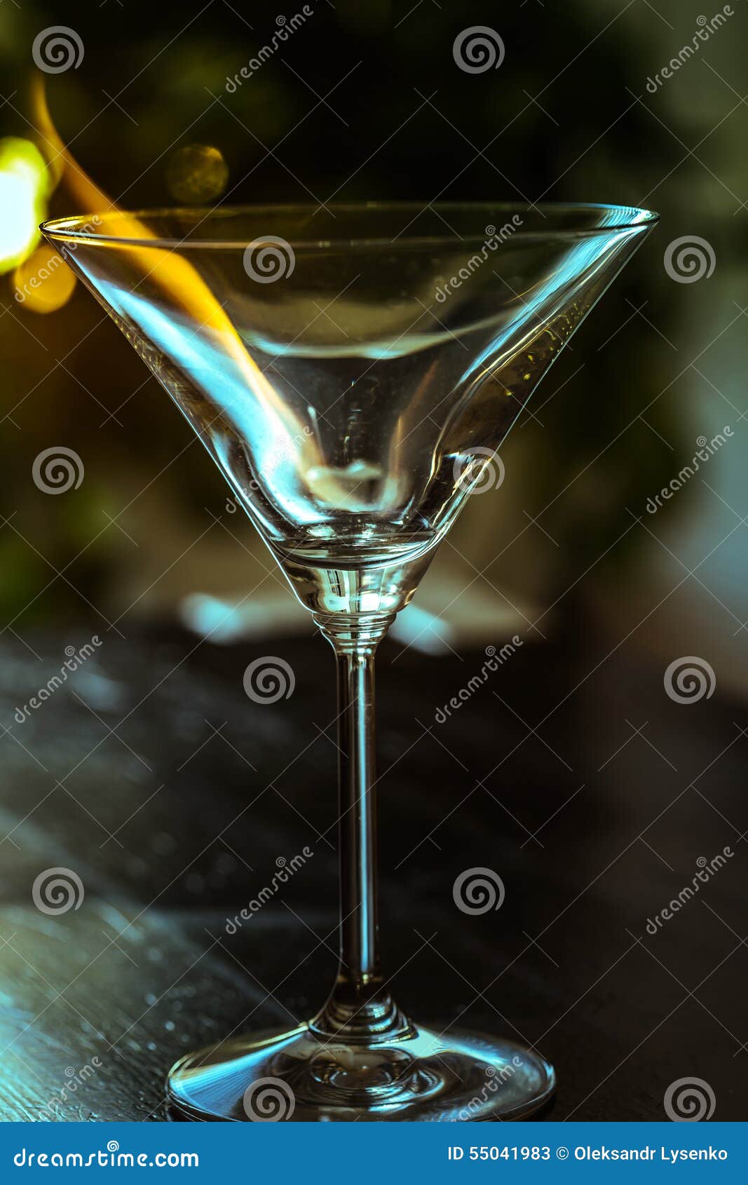 Vidrio De Martini Con El Fuego Imagen de archivo Imagen de negro