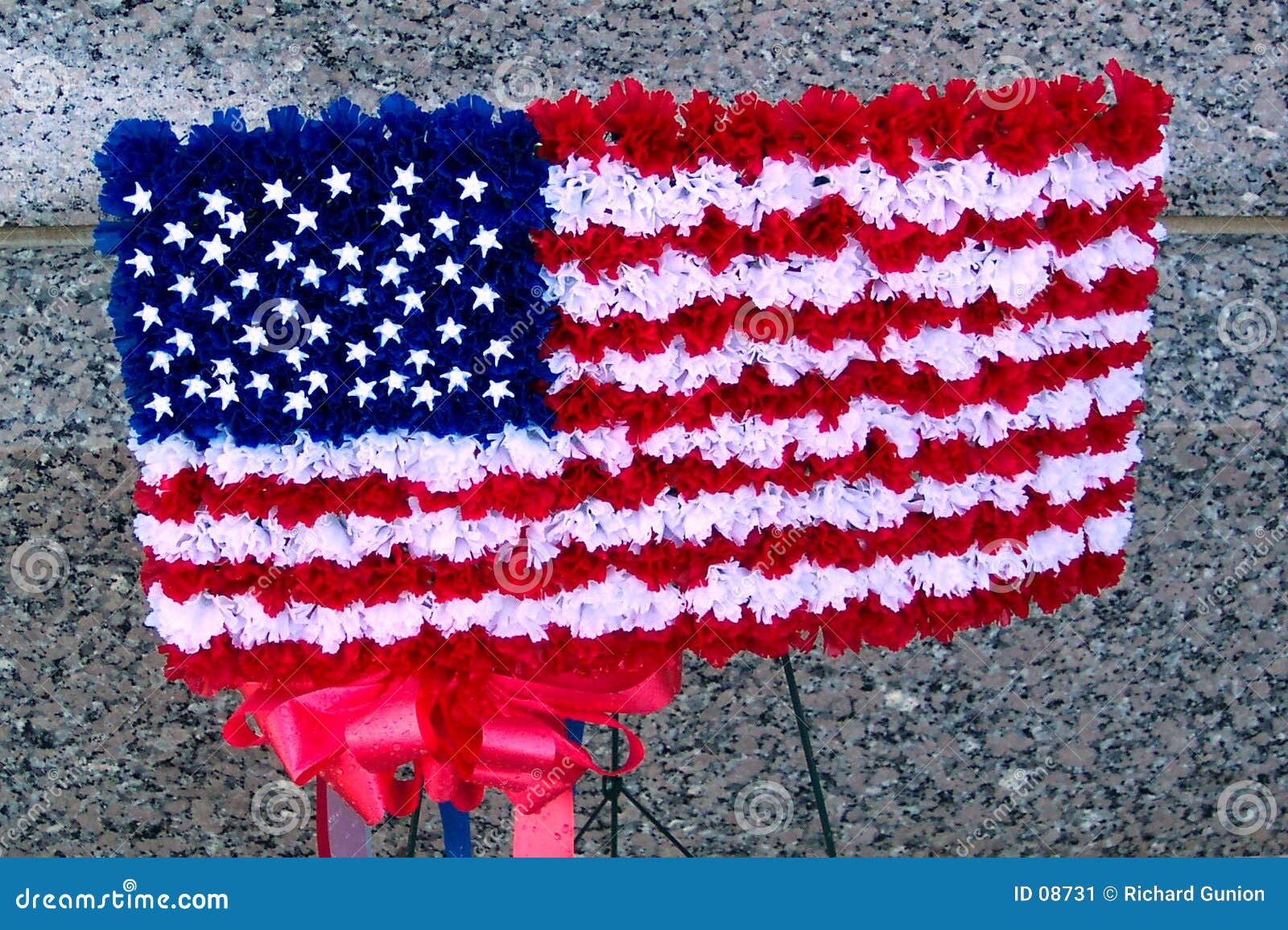 Vieja gloria en floral imagen de archivo. Imagen de rojo 8731