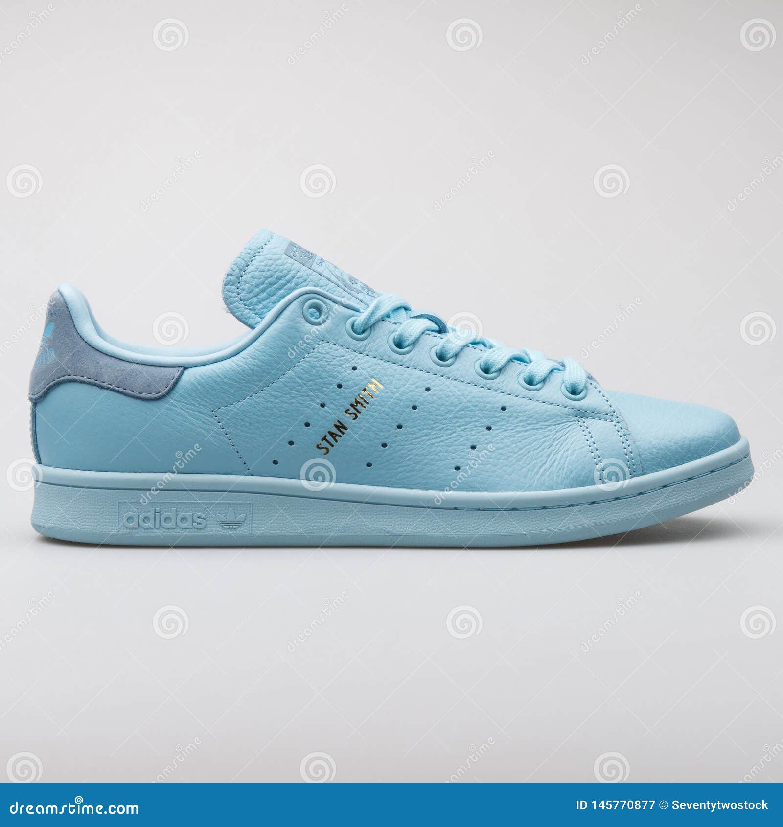 Adidas Stan Smith Blue Sneaker Editorial - Image of smith, equipment: 145770877