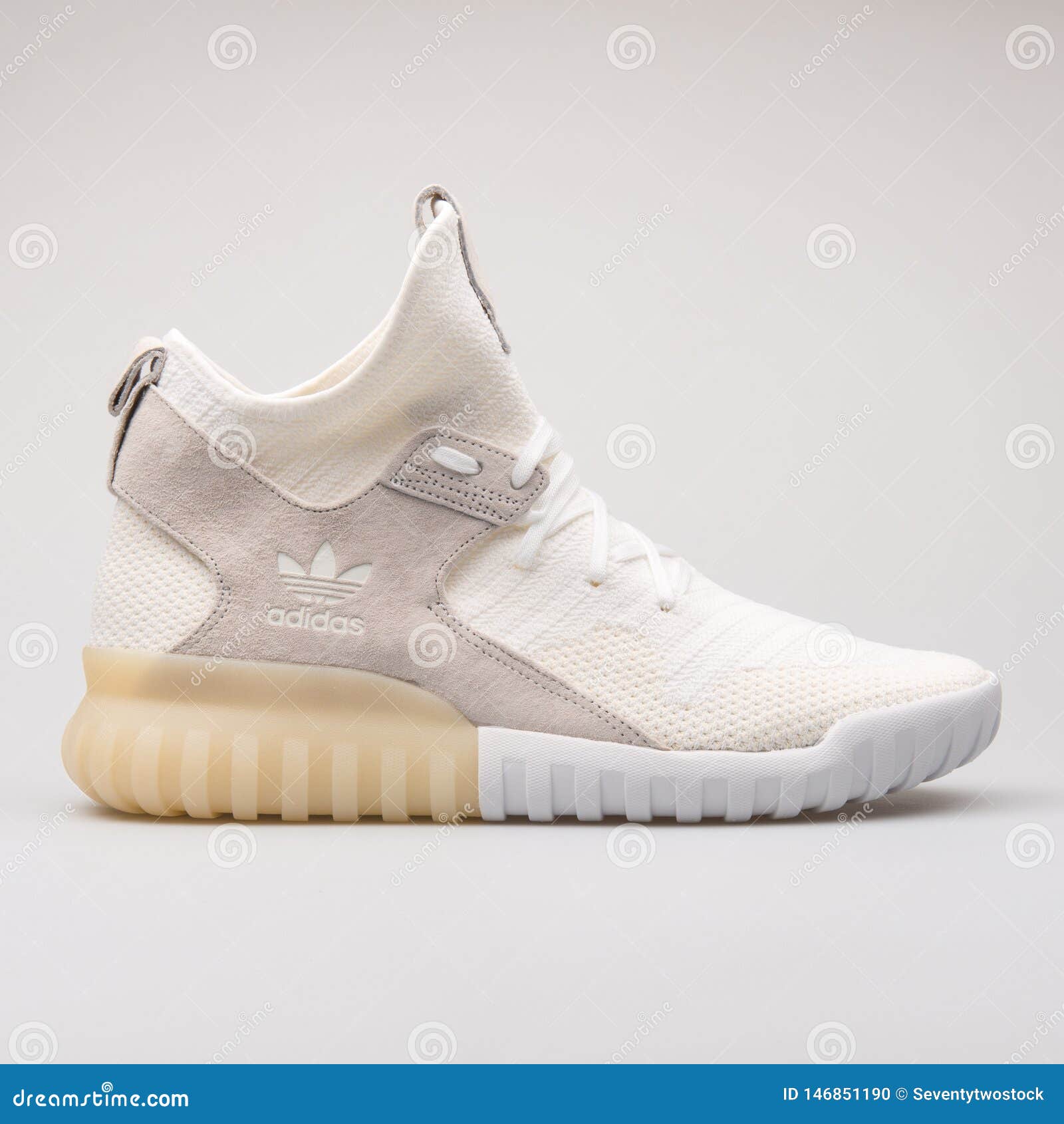 Adidas Tubular X PK White Sneaker Editorial Image - Image of adidas,  fitness: 146851190