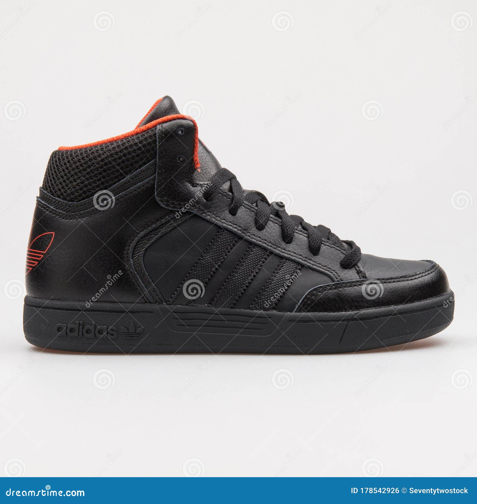 adidas varial mid by4060