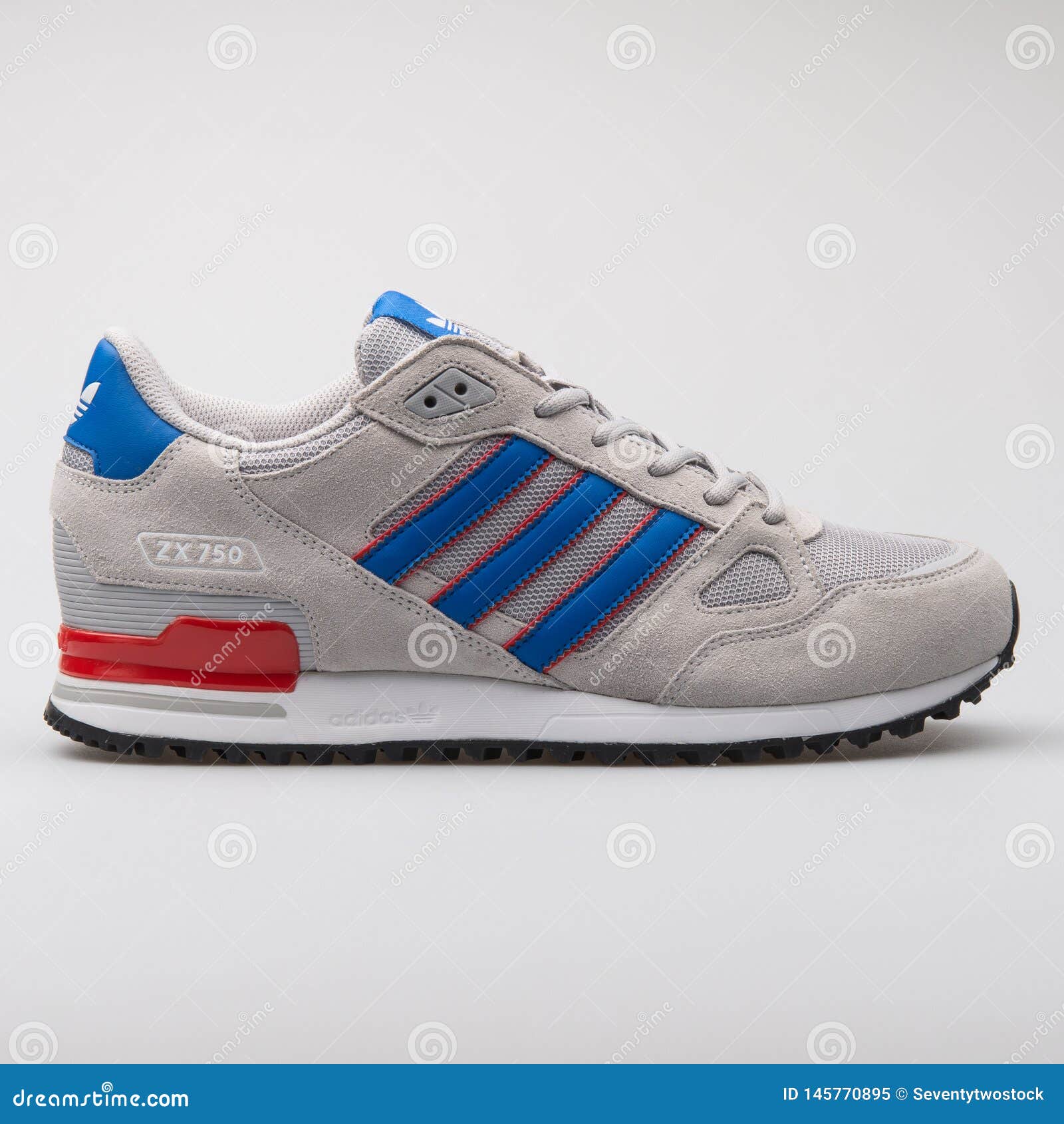 kapre fjols Misforståelse Adidas ZX750 Grey, Blue and Red Sneaker Editorial Image - Image of  exercise, product: 145770895