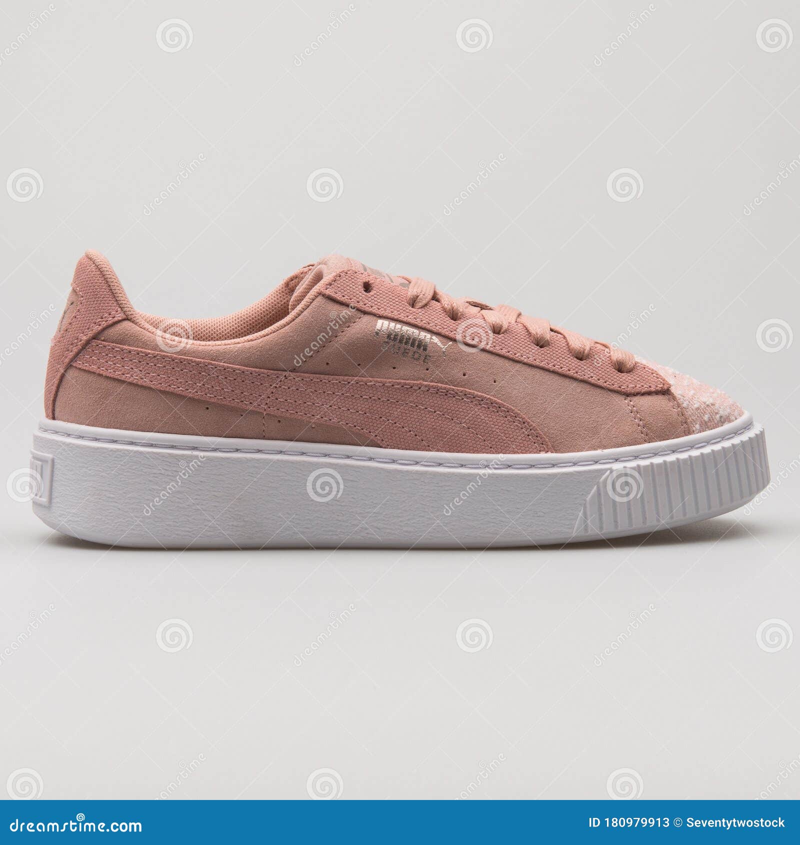 puma suede platform rose pale