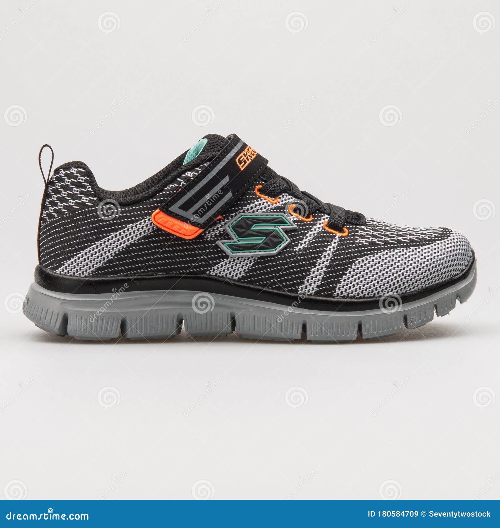 Skechers Flex Advantage Master Mind Black and Grey Sneaker Editorial Stock Image Image of athletic, activity: 180584709