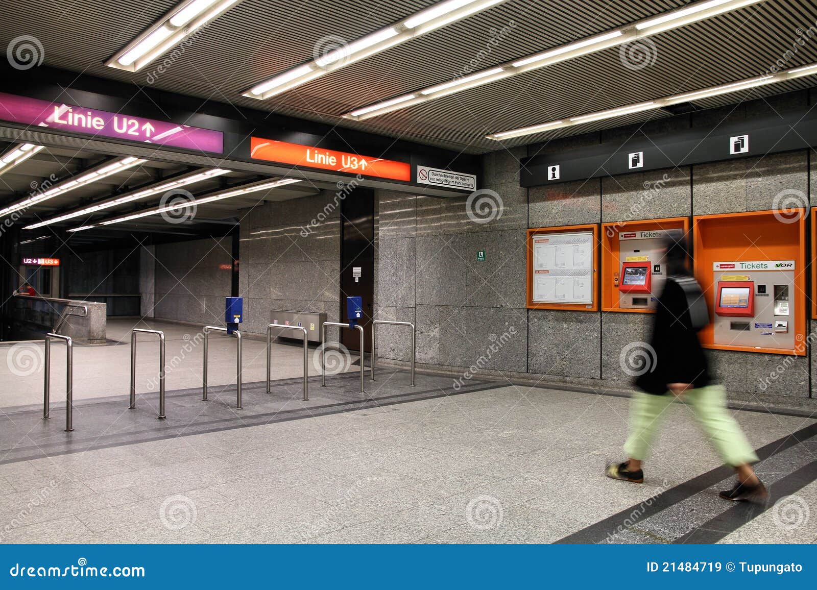 Vienna metro station editorial stock image. Image of wien 21484719
