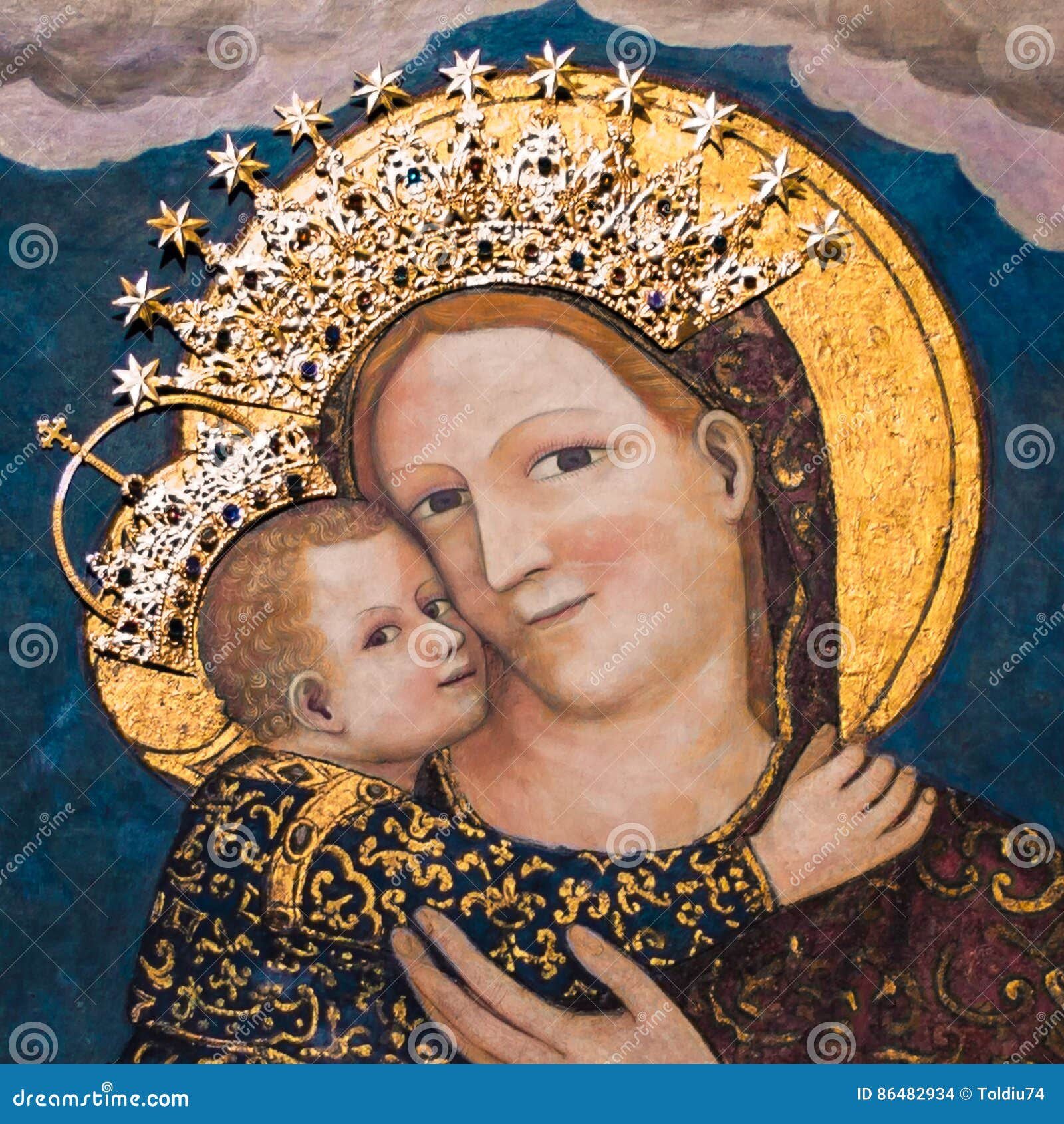 Vierge Marie Avec Le Bebe Jesus Dans La Basilique De St Anthony Dedans Image Stock Editorial Image Du Renaissance Dorure