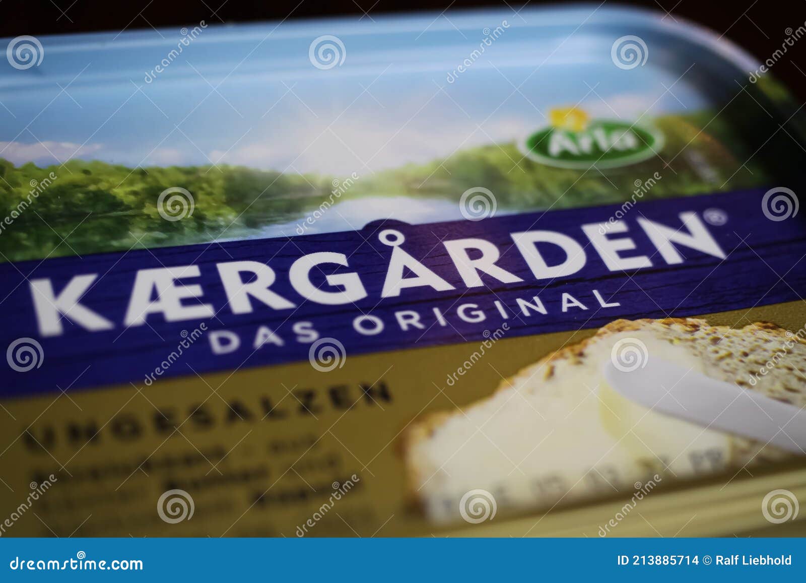 Closeup of Isolated Packet Arla Kaergarden Margarine Butter Editorial Stock  Image - Image of isolated, close: 213885714