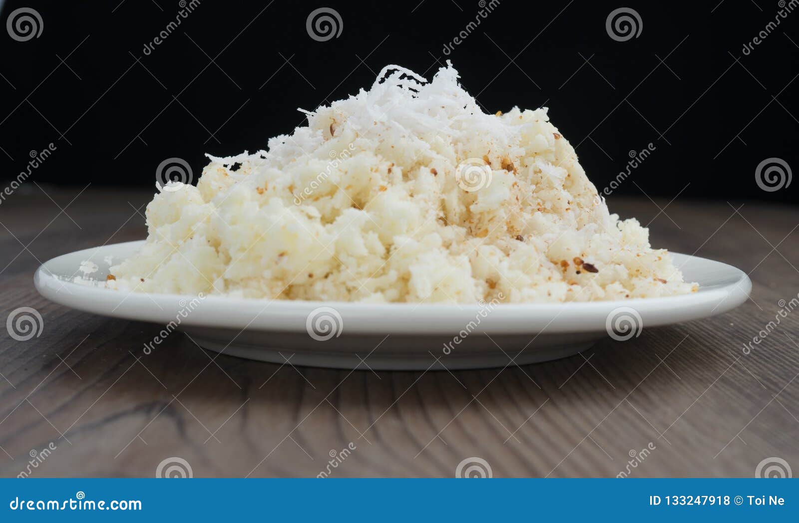 vietnamese minced cassava - khoai mi gia