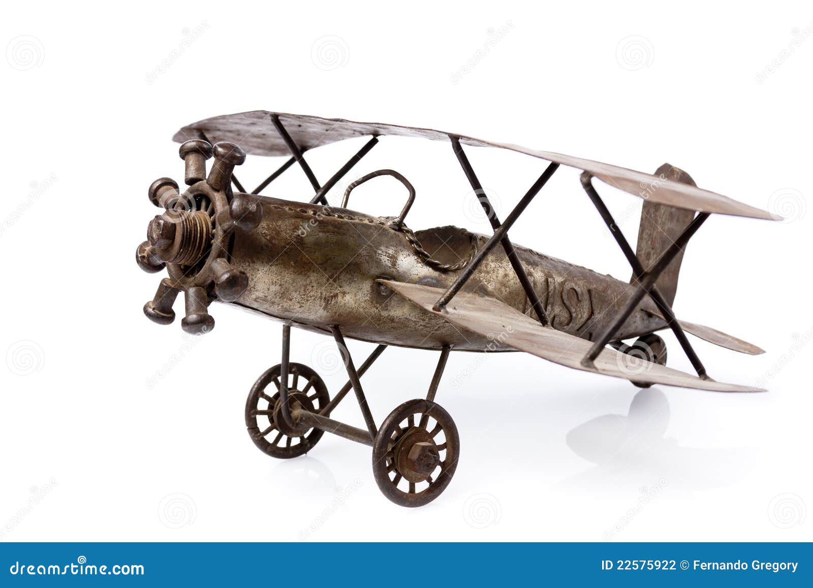 Vieux Jouet D'avion Sur Le Blanc Photo stock - Image du métal, miniature:  22575922