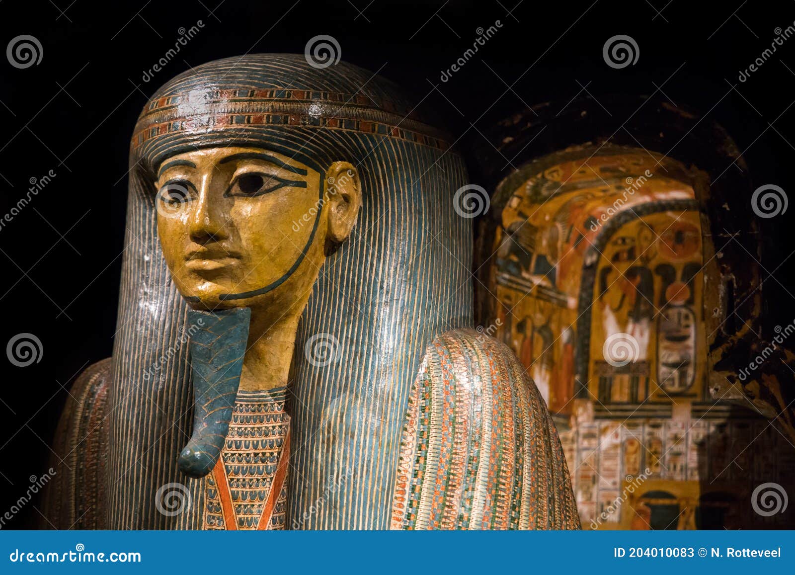 Vieux Sarcophage En Bois Ouvert D Un Pharaon D Egypte Dieux D Exposition De L Egypte Photo Stock Editorial Image Du Vieux Egypte Vieux Sarcophage En Bois Ouvert D Un Pharaon D Egypte Dieux D Exposition De L Egypte Photo Stock Editorial Image Du Vieux Egypte