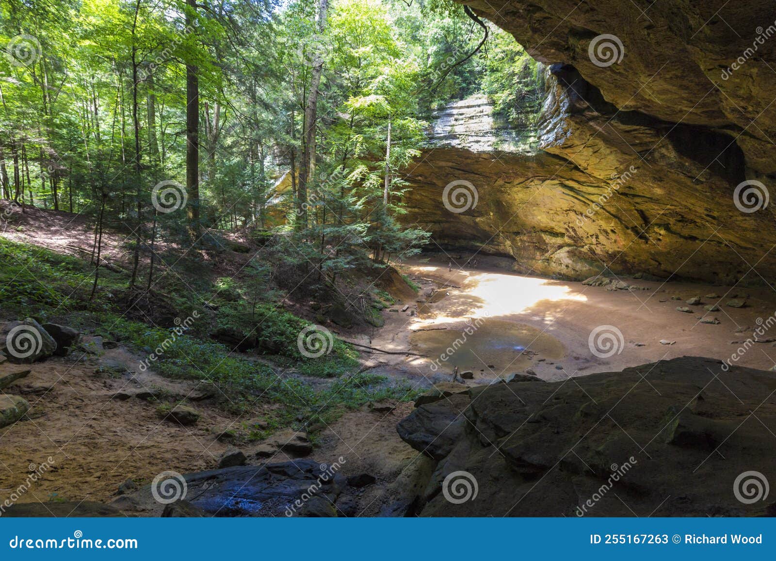 View of Ash Cave in Summer, Hocking Hills State Park, Ohio Stock Image