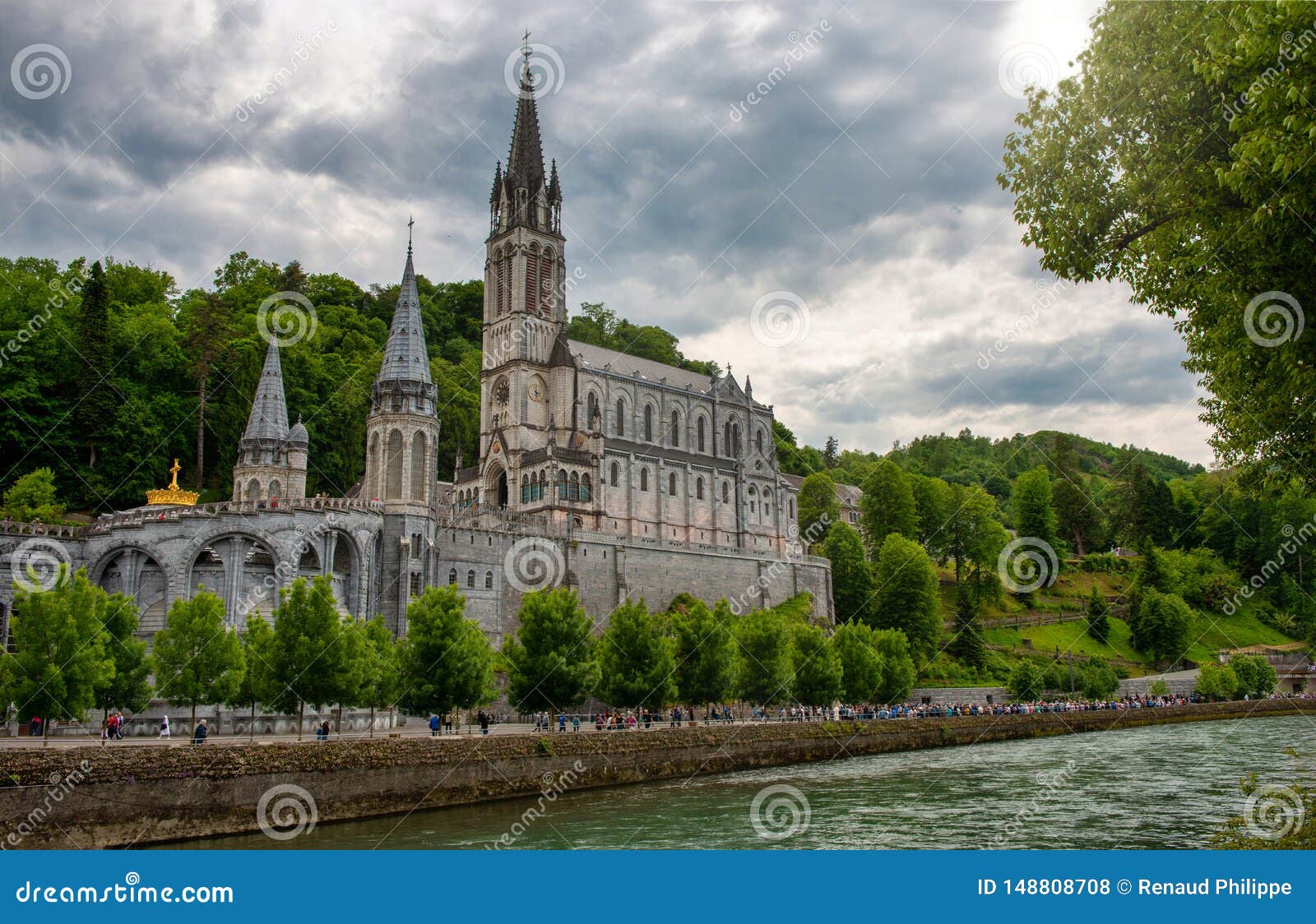 View of the Basilica of Lourdes in France Editorial Stock Photo - Image ...