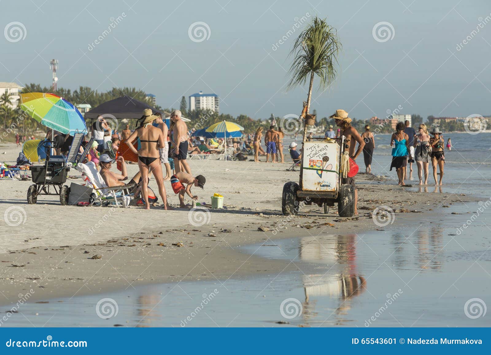 View Of The Beach  From The Fishing Pier In Fort  Myers  