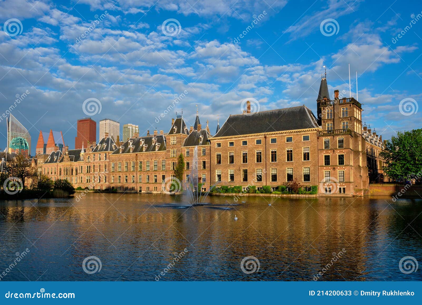 hofvijver lake and binnenhof , the hague