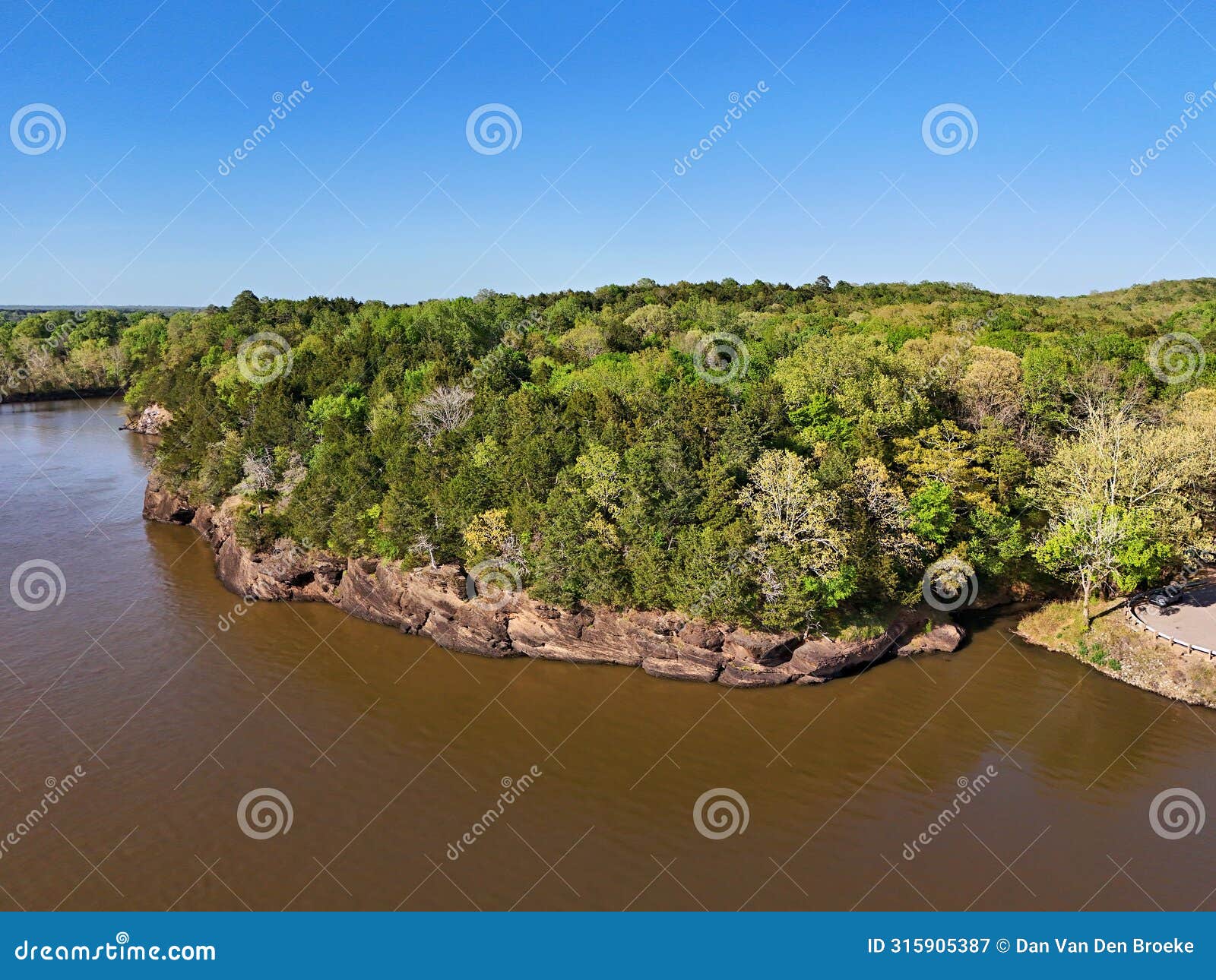 view of cadron settlement park, arkansas from the arkansas river