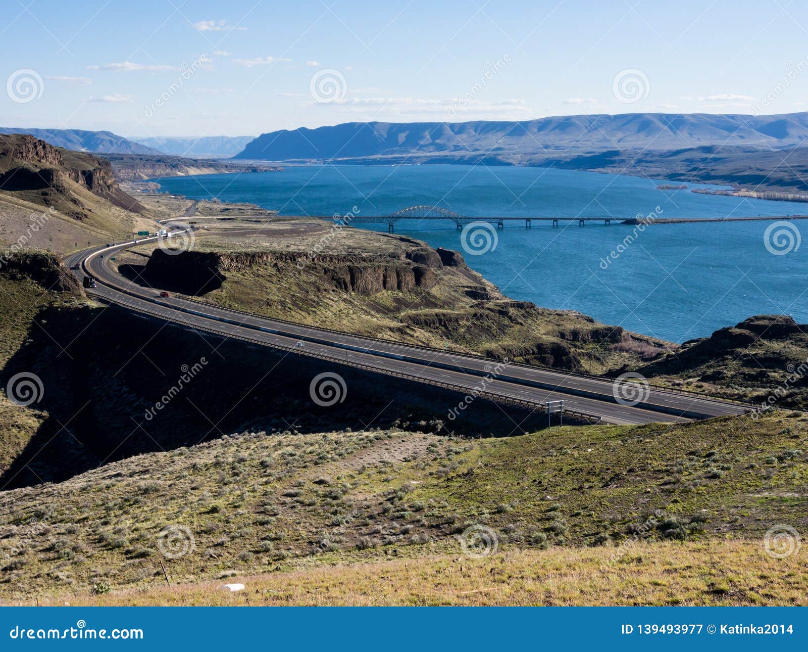 columbia river in washington state, usa