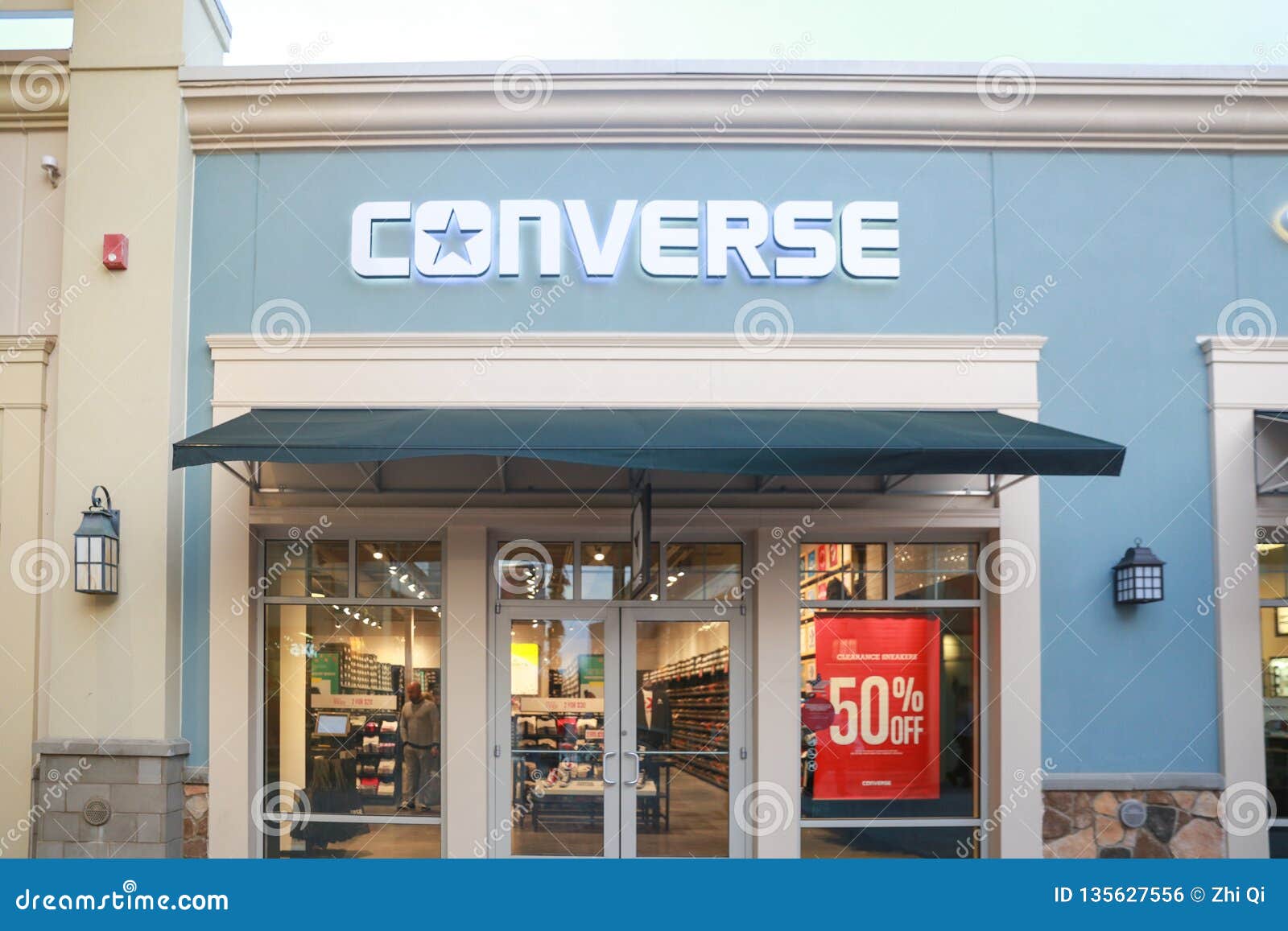 converse store 1