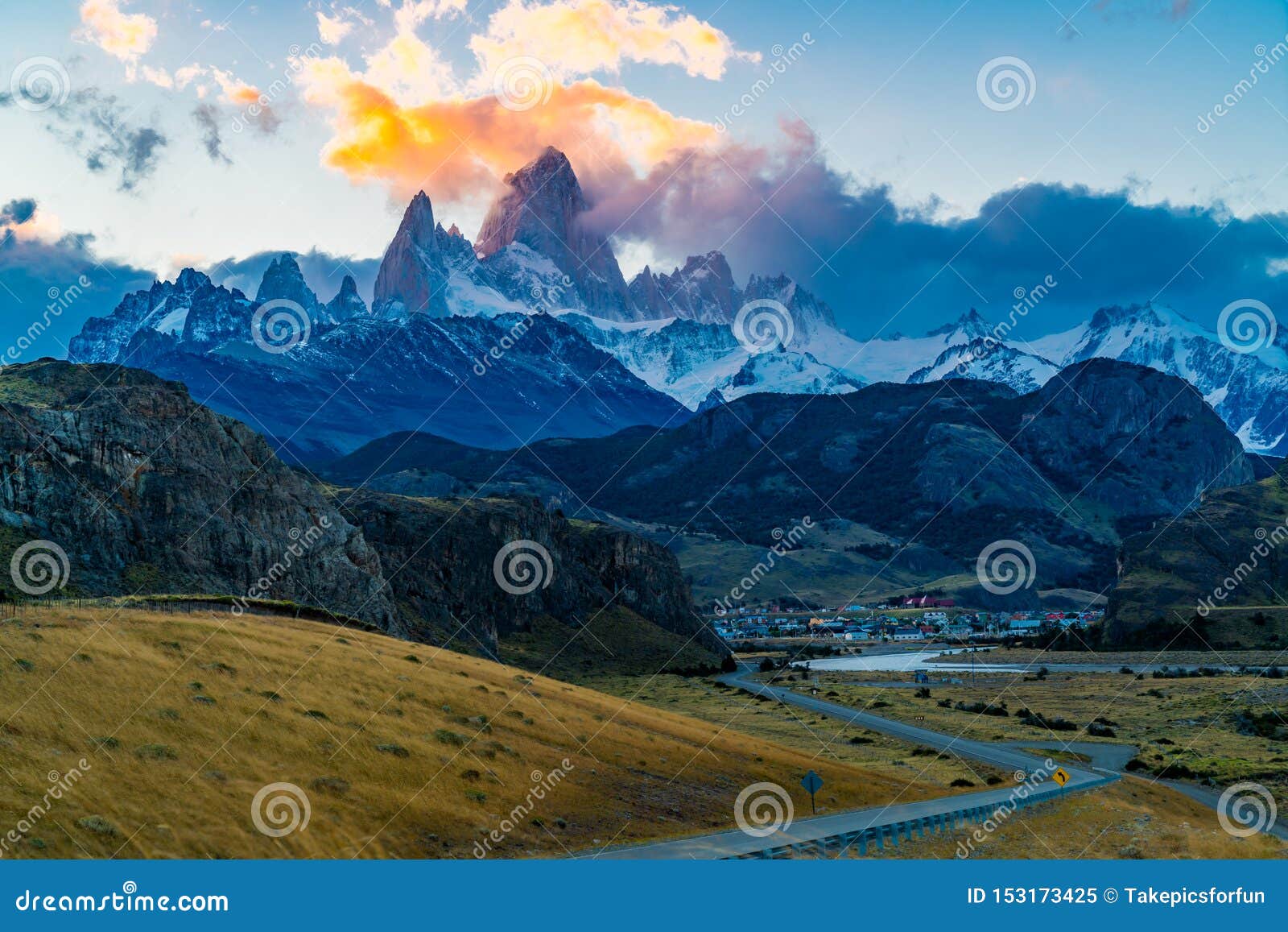 view of the famous mount fitz roy or cirro fitz roy at el chalten village