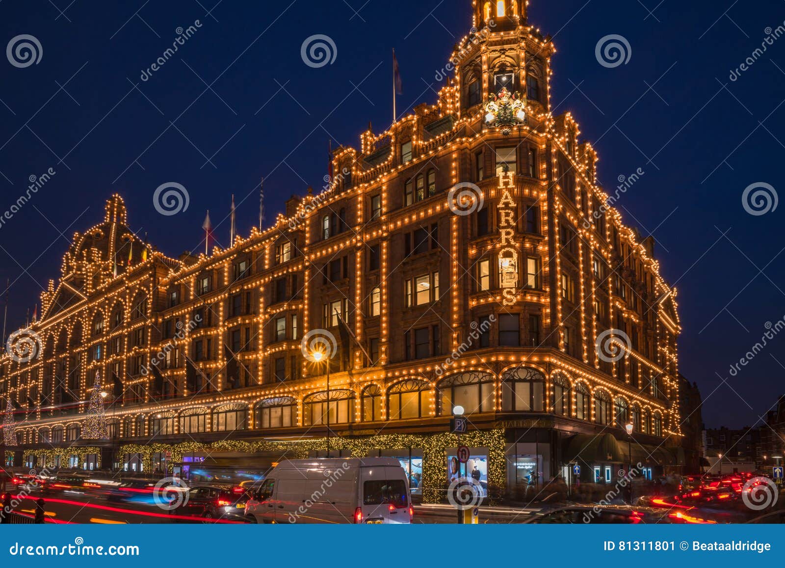 View of Harrods with Christmas Decorations Editorial Photo - Image ...