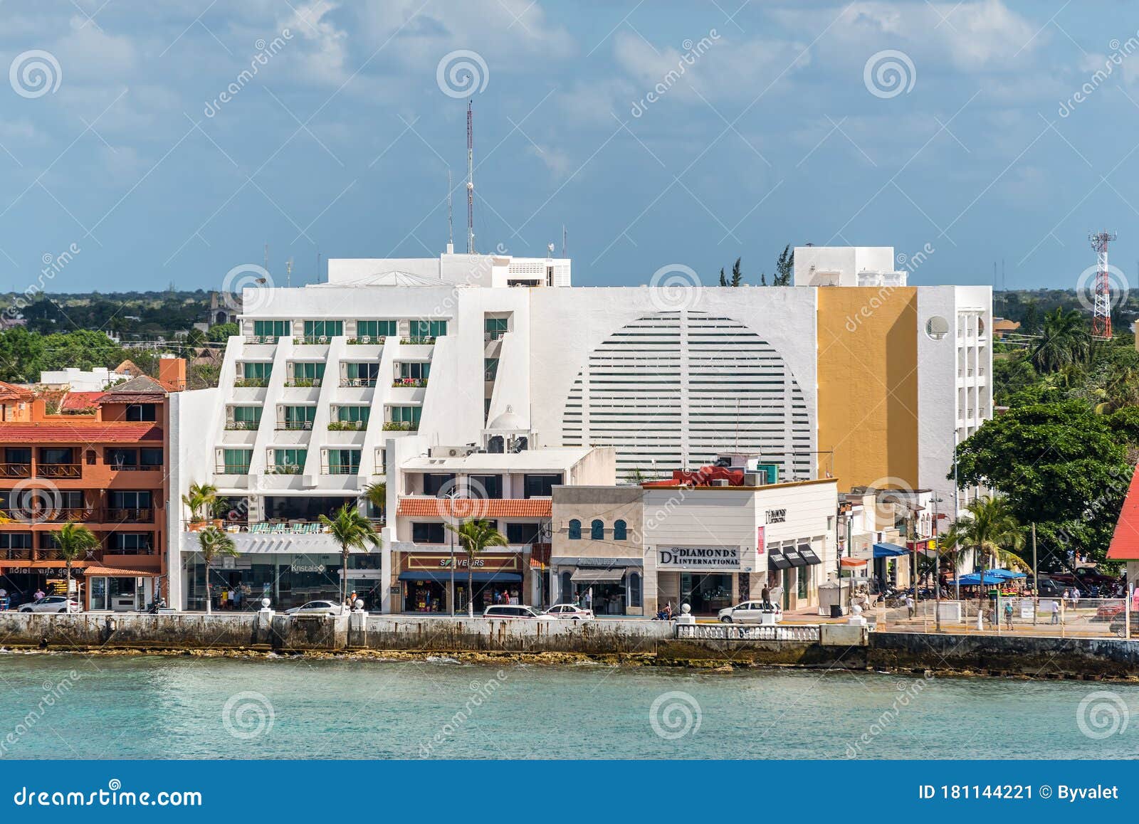 View of the Hotel Casa Mexicana in San Miguel De Cozumel, Mexico Editorial  Photo - Image of coast, business: 181144221