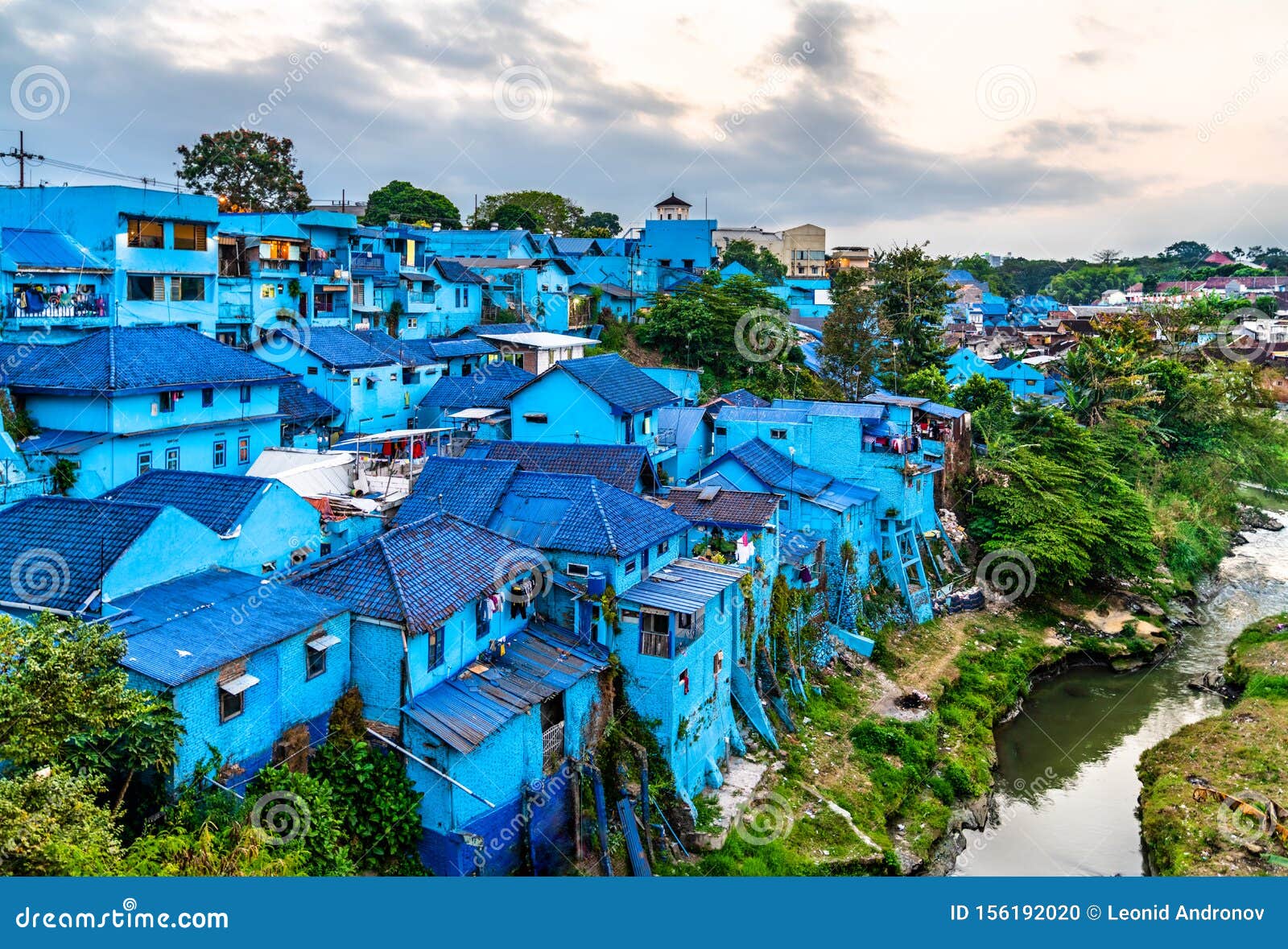 kampung warna-warni jodipan, the village of color in malang, indonesia